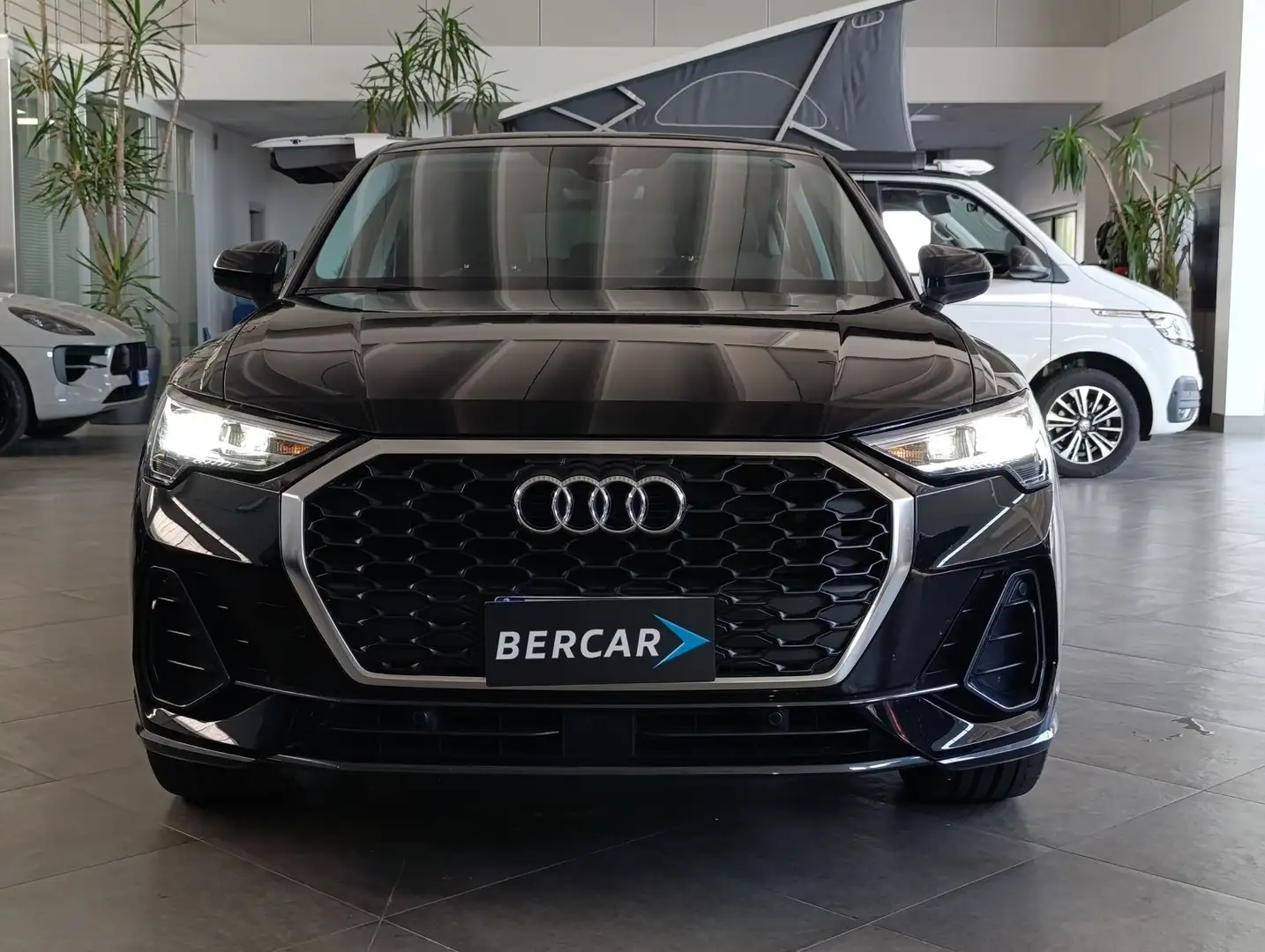 Audi Q3 SPB 35 TDI S tronic Business Plus Nero - 2