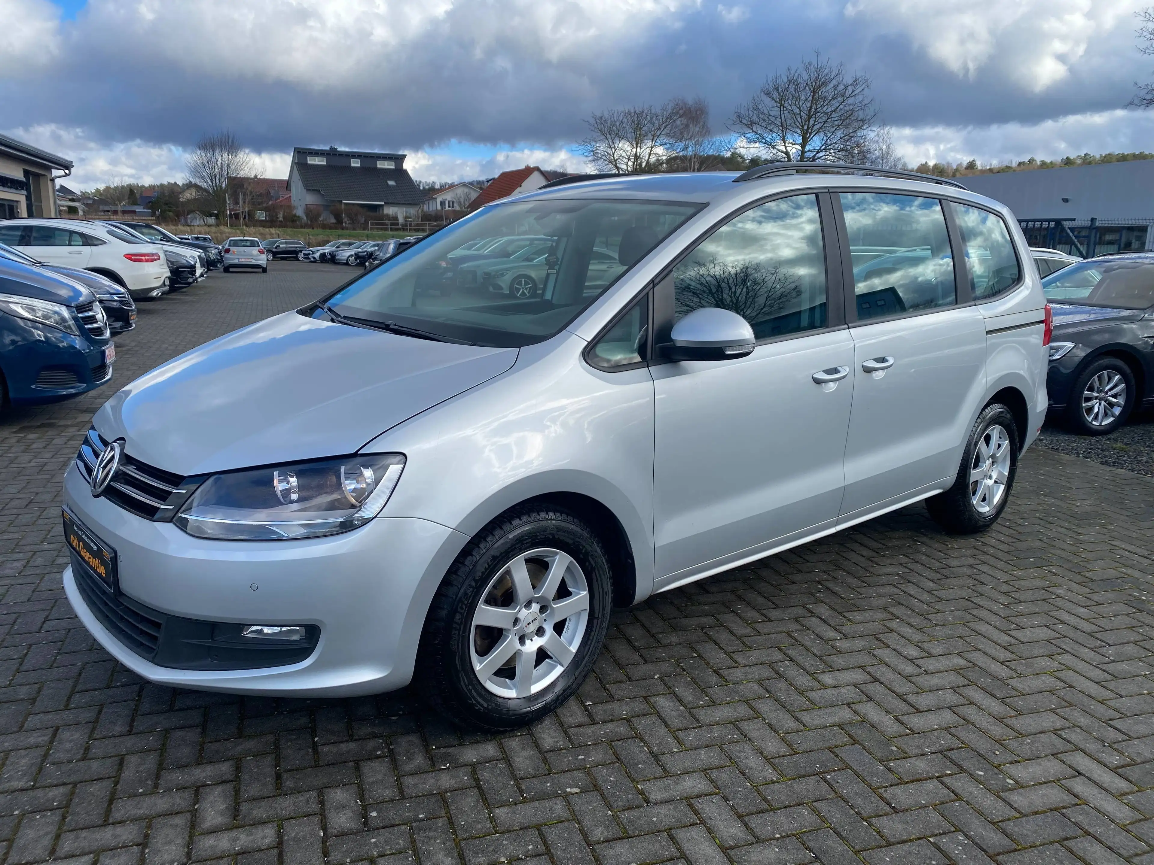 Volkswagen Sharan Comfortline. Navi. 7-Sitze. Climatronic — photo 2