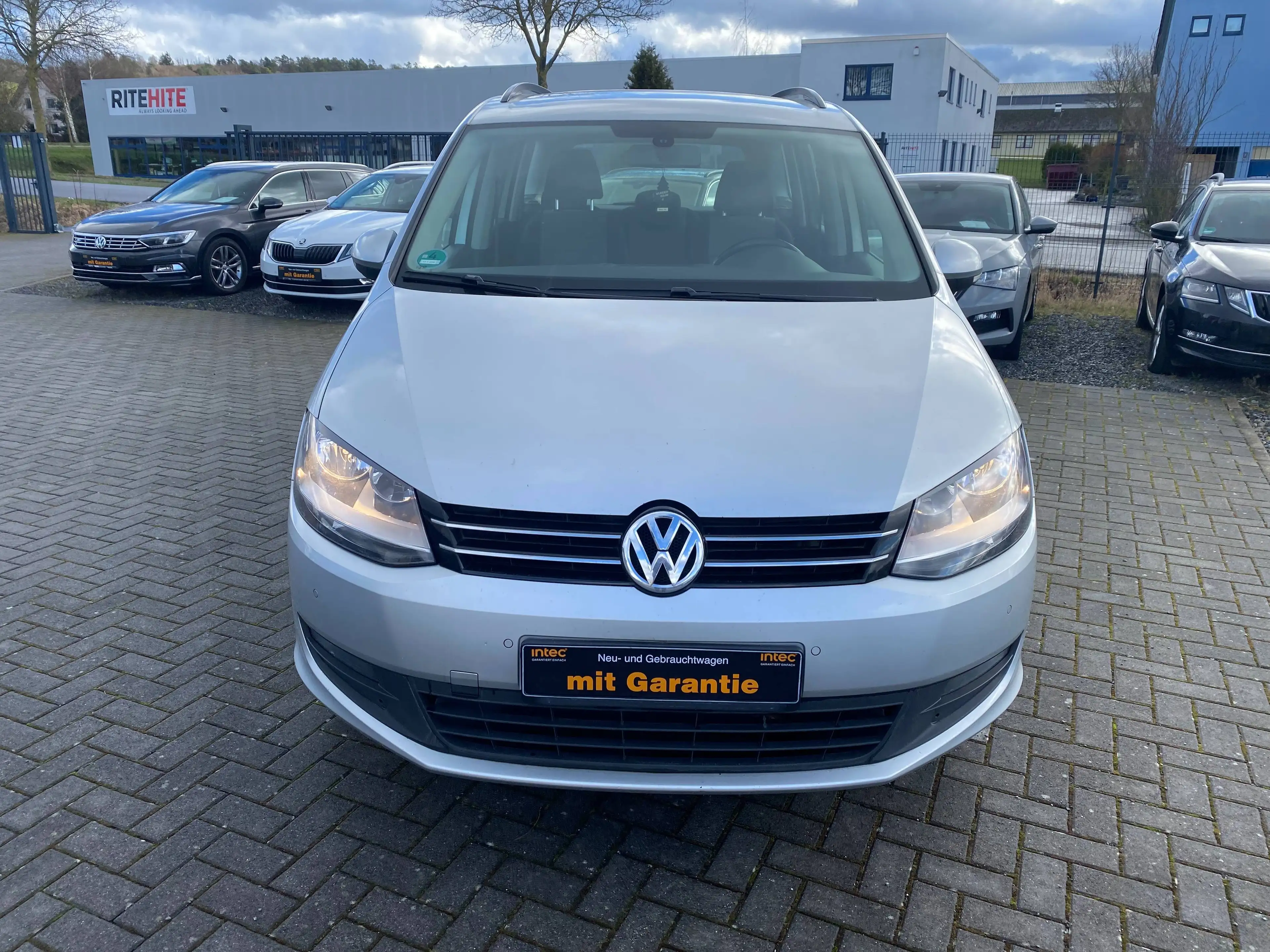 Volkswagen Sharan Comfortline. Navi. 7-Sitze. Climatronic