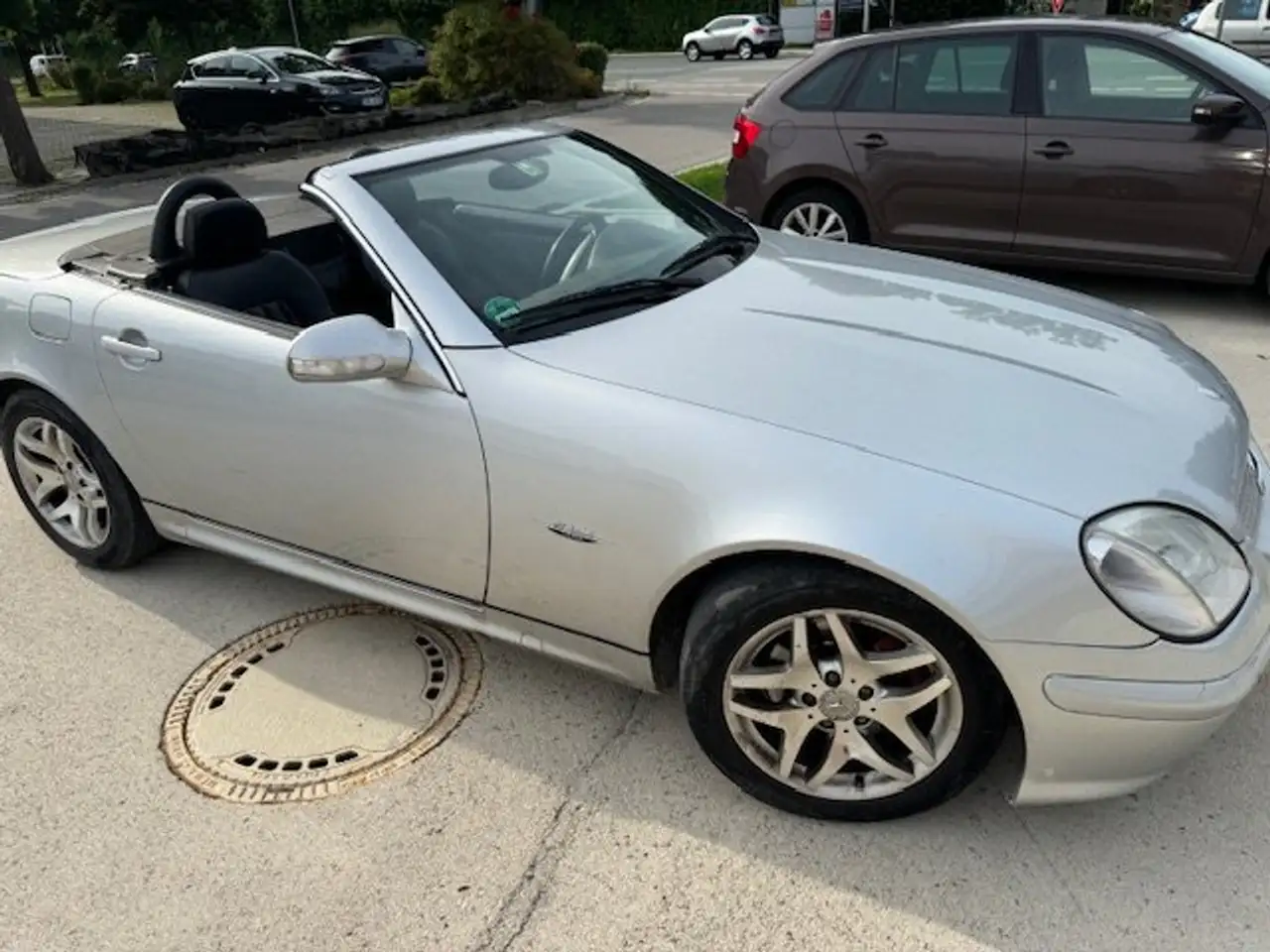 Mercedes-Benz SLK 200