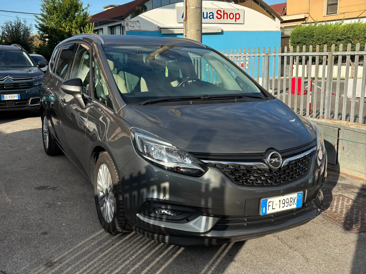 Opel Zafira Zafira 2017 2.0 cdti Innovation 130cv auto 7 POSTI Gris - 2