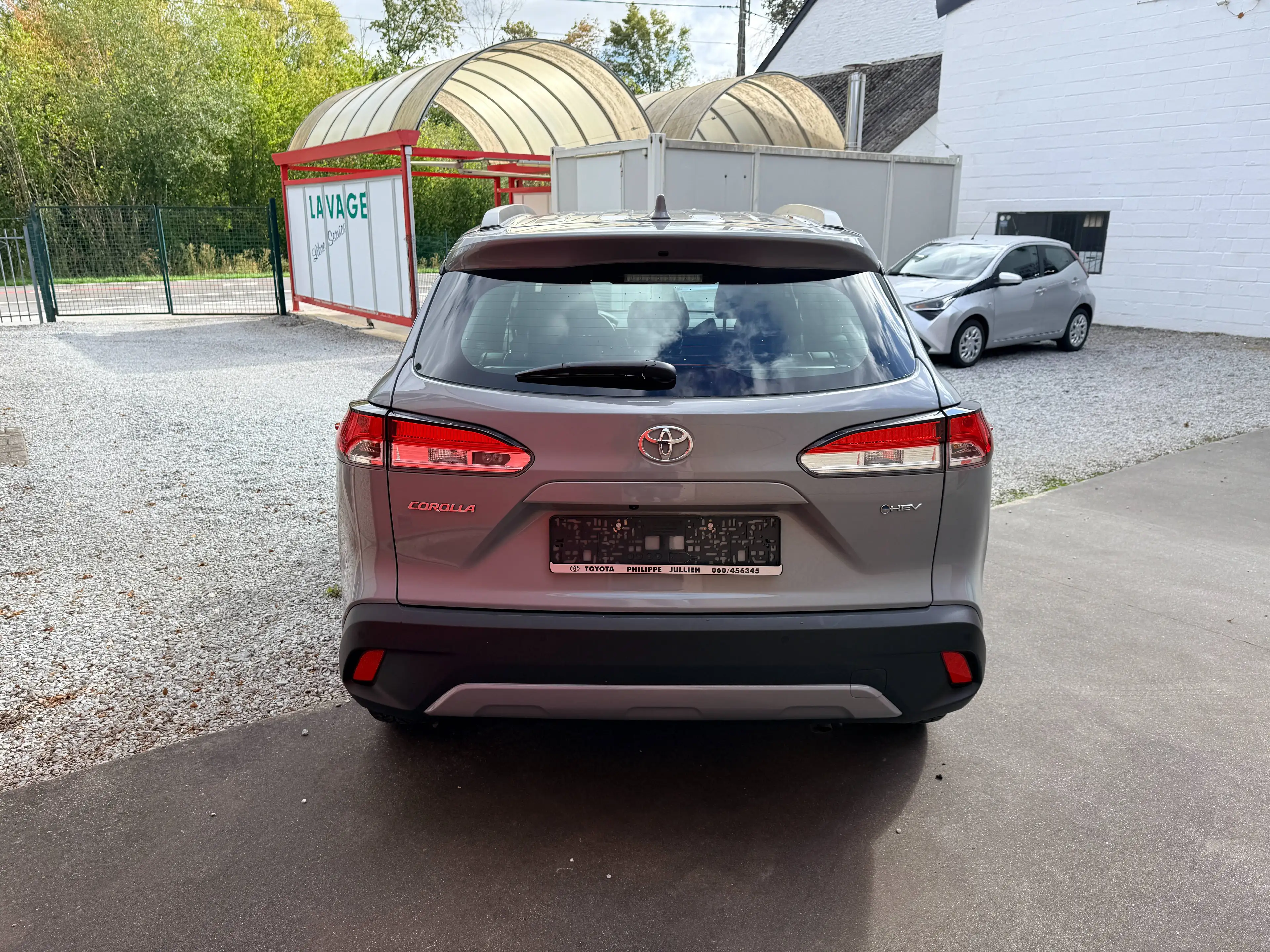 Toyota Corolla Cross 1.8 Hybrid — photo 7