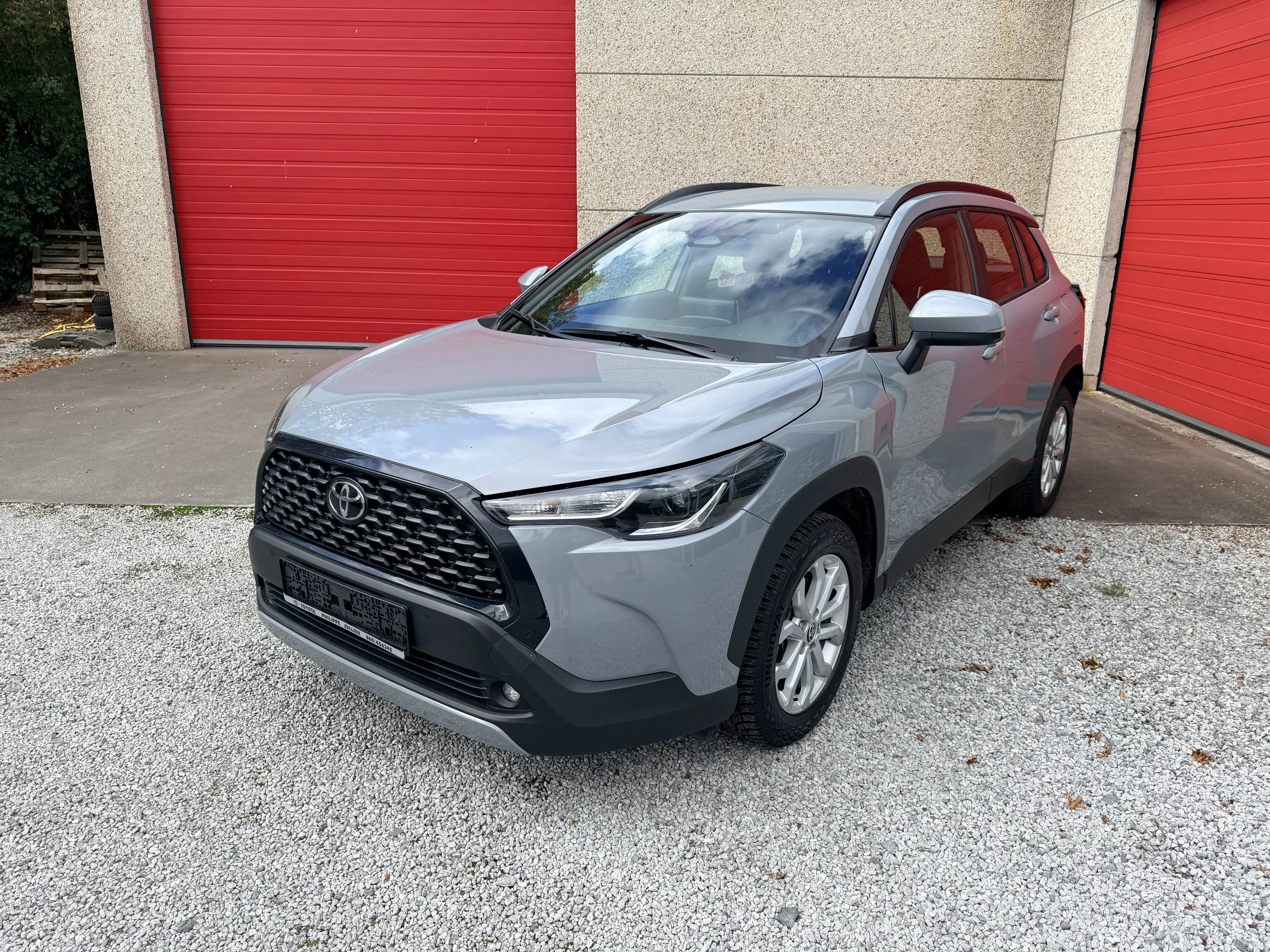 Toyota Corolla Cross 1.8 Hybrid — photo 2