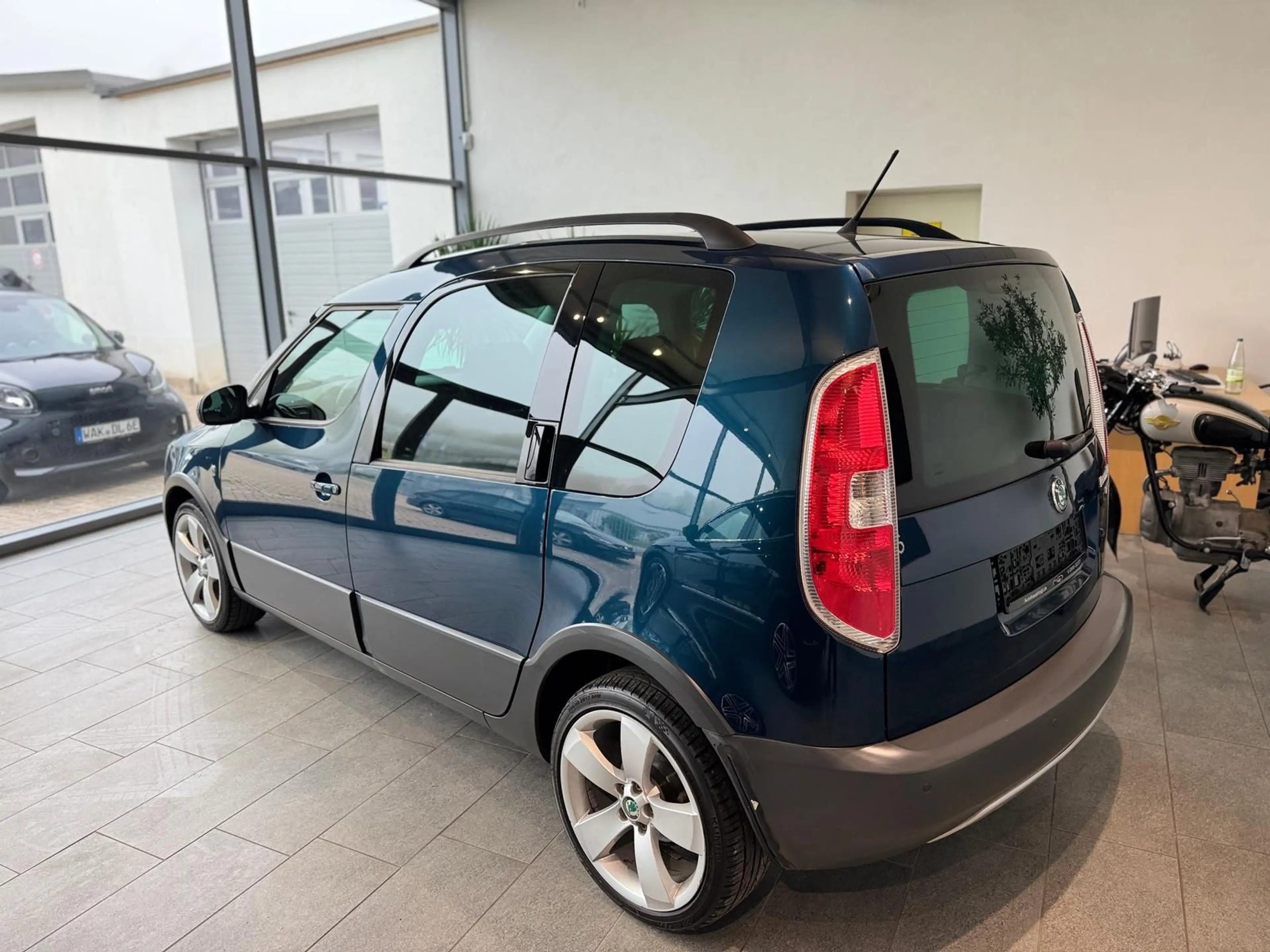 Skoda Roomster Scout 1.2 TSI DSG 1.Hand — photo 10