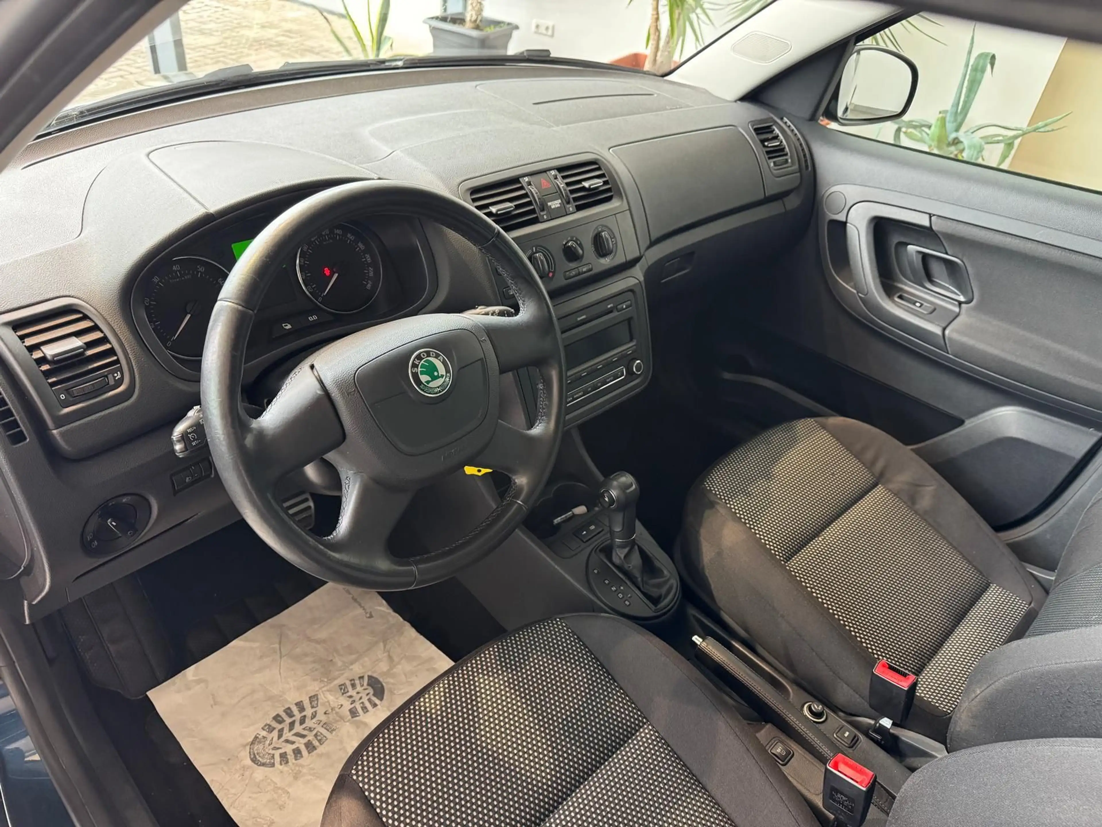 Skoda Roomster Scout 1.2 TSI DSG 1.Hand — photo 13