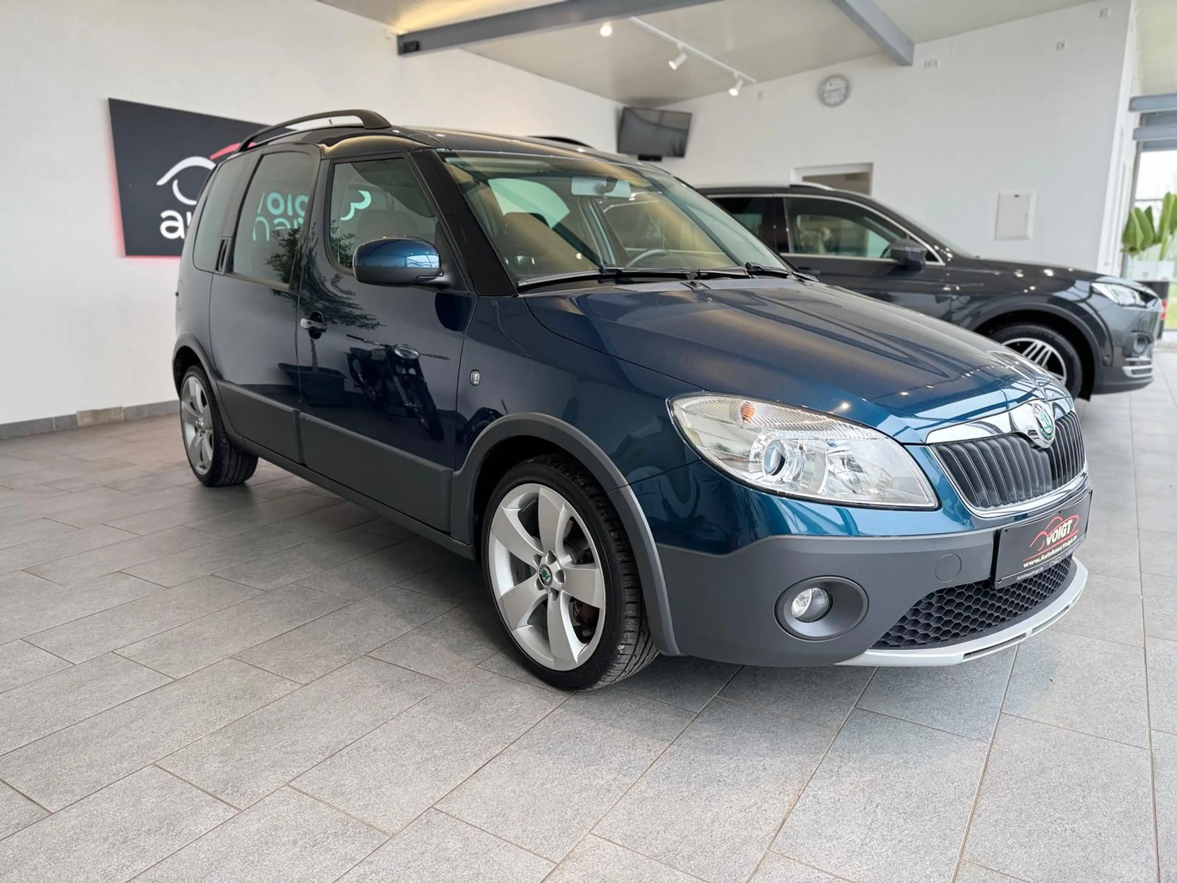 Skoda Roomster Scout 1.2 TSI DSG 1.Hand — photo 4