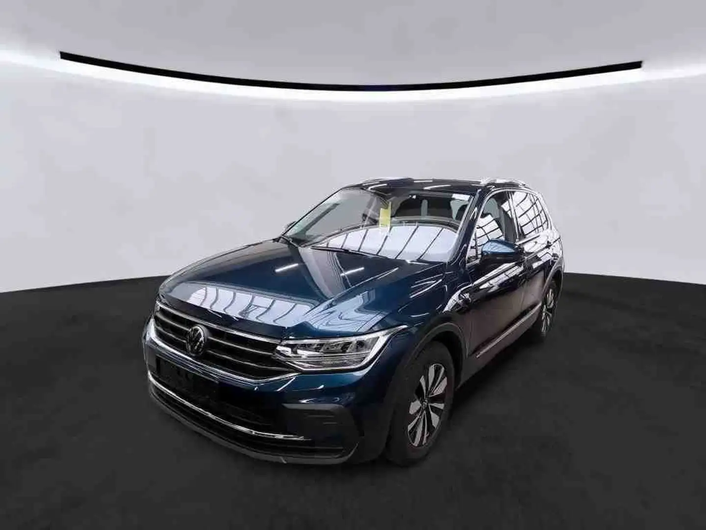 Volkswagen Tiguan 1.5 TSI OPF DSG Life Blau - 2