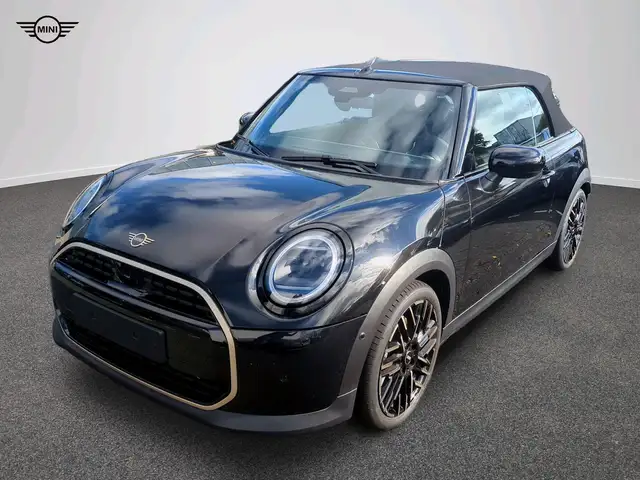 MINI Cooper C Cabrio Favoured Trim