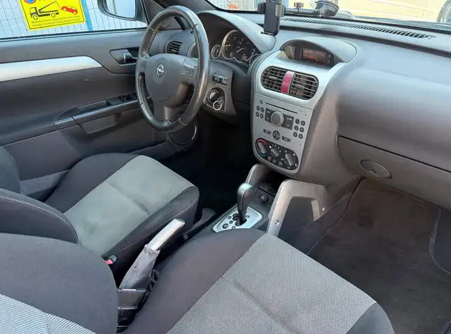 Opel Tigra view 12