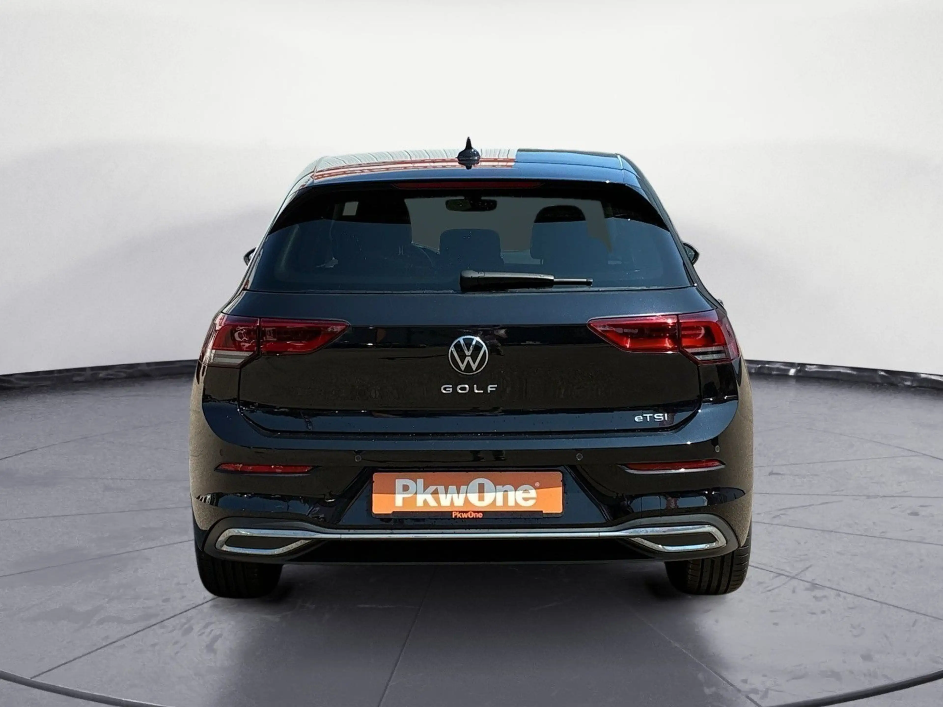 Volkswagen Golf Active LED*NAVI*PDC*CARPLAY*SHZ*BHZ LENKRAD — photo 4