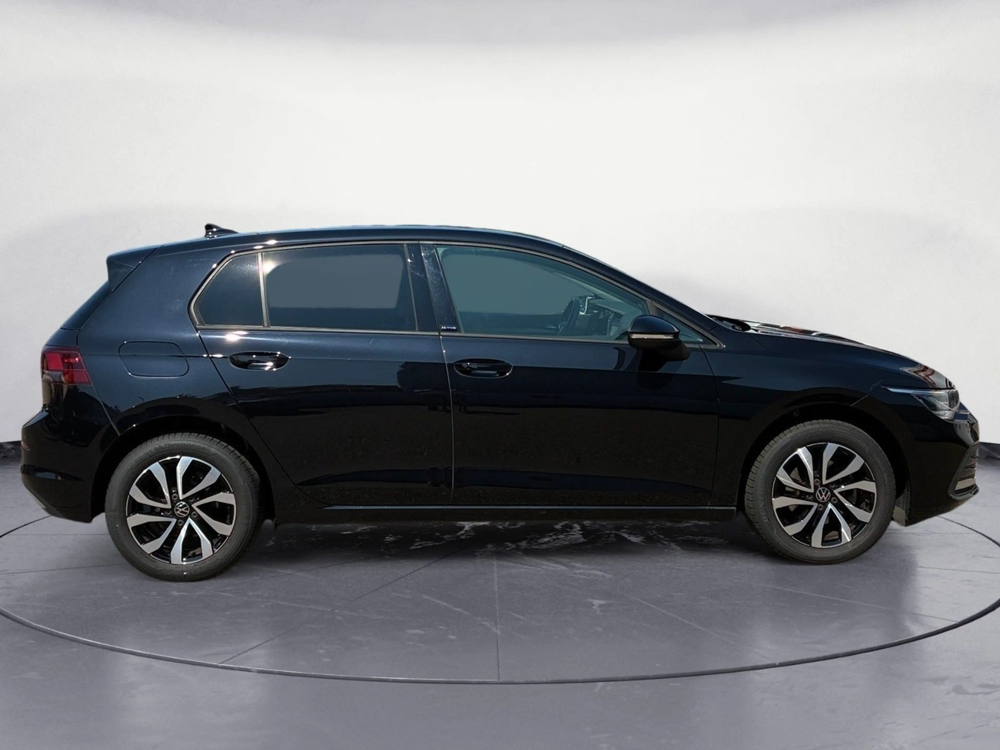 Volkswagen Golf Active LED*NAVI*PDC*CARPLAY*SHZ*BHZ LENKRAD — photo 5