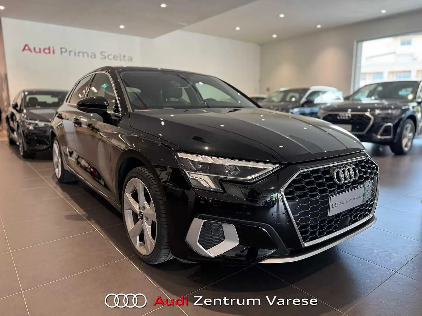 Audi A3 Sportback 40 TFSI-E 204cv Stronic Business Advance Zwart - 1
