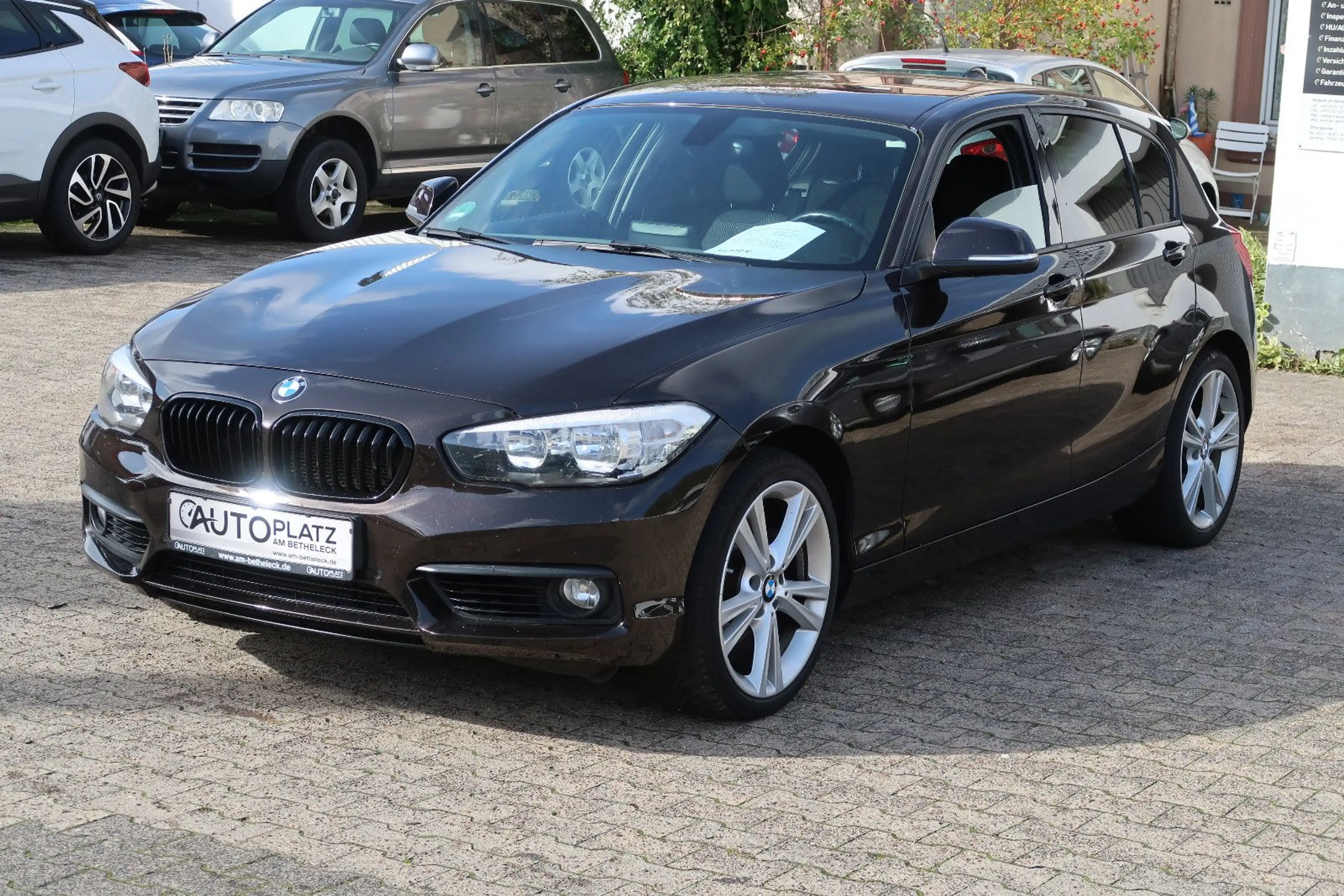 BMW 120 d Advantage *AUTOM. *NAVI *SITZHEIZ. *AHK — photo 2