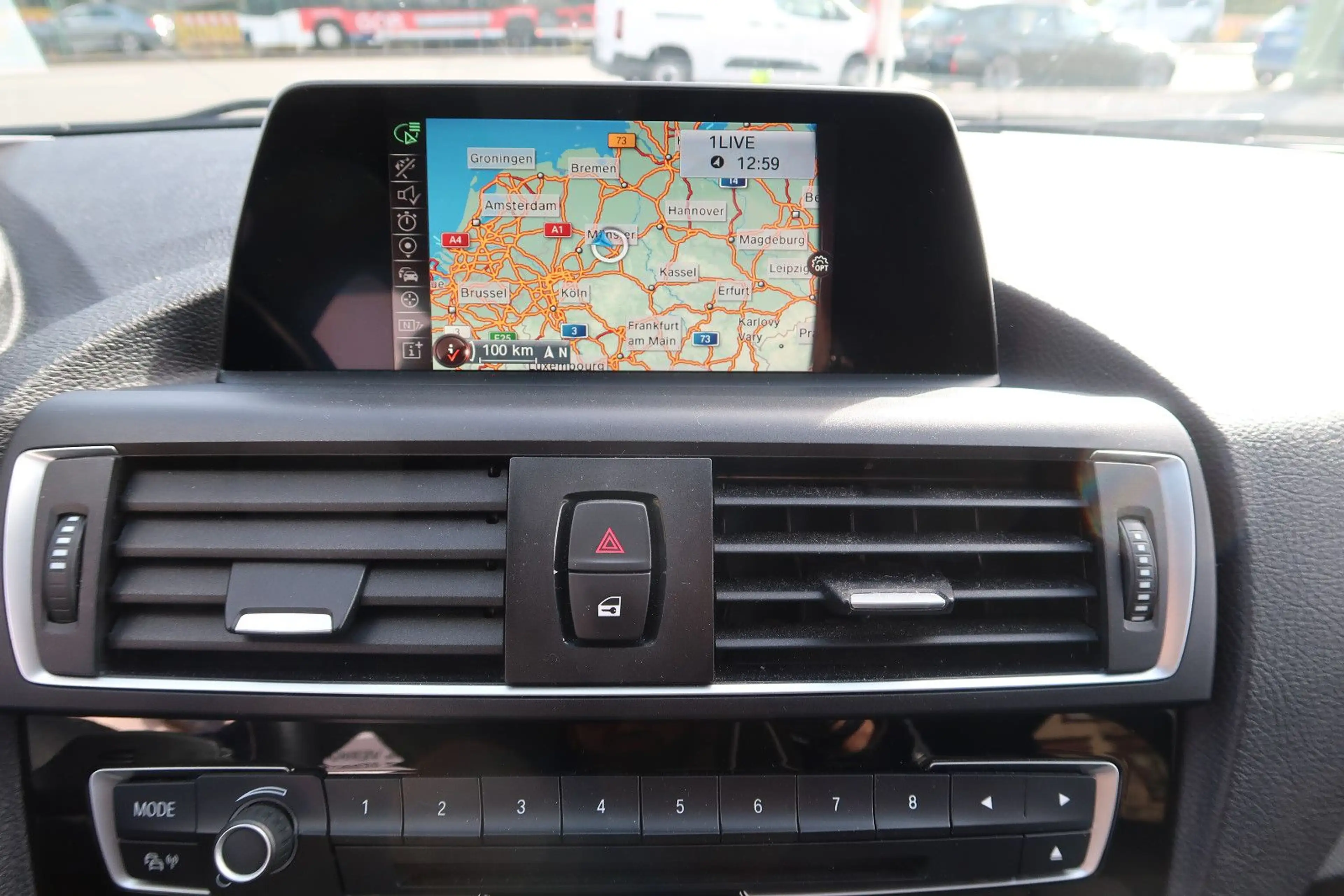 BMW 120 d Advantage *AUTOM. *NAVI *SITZHEIZ. *AHK — photo 13