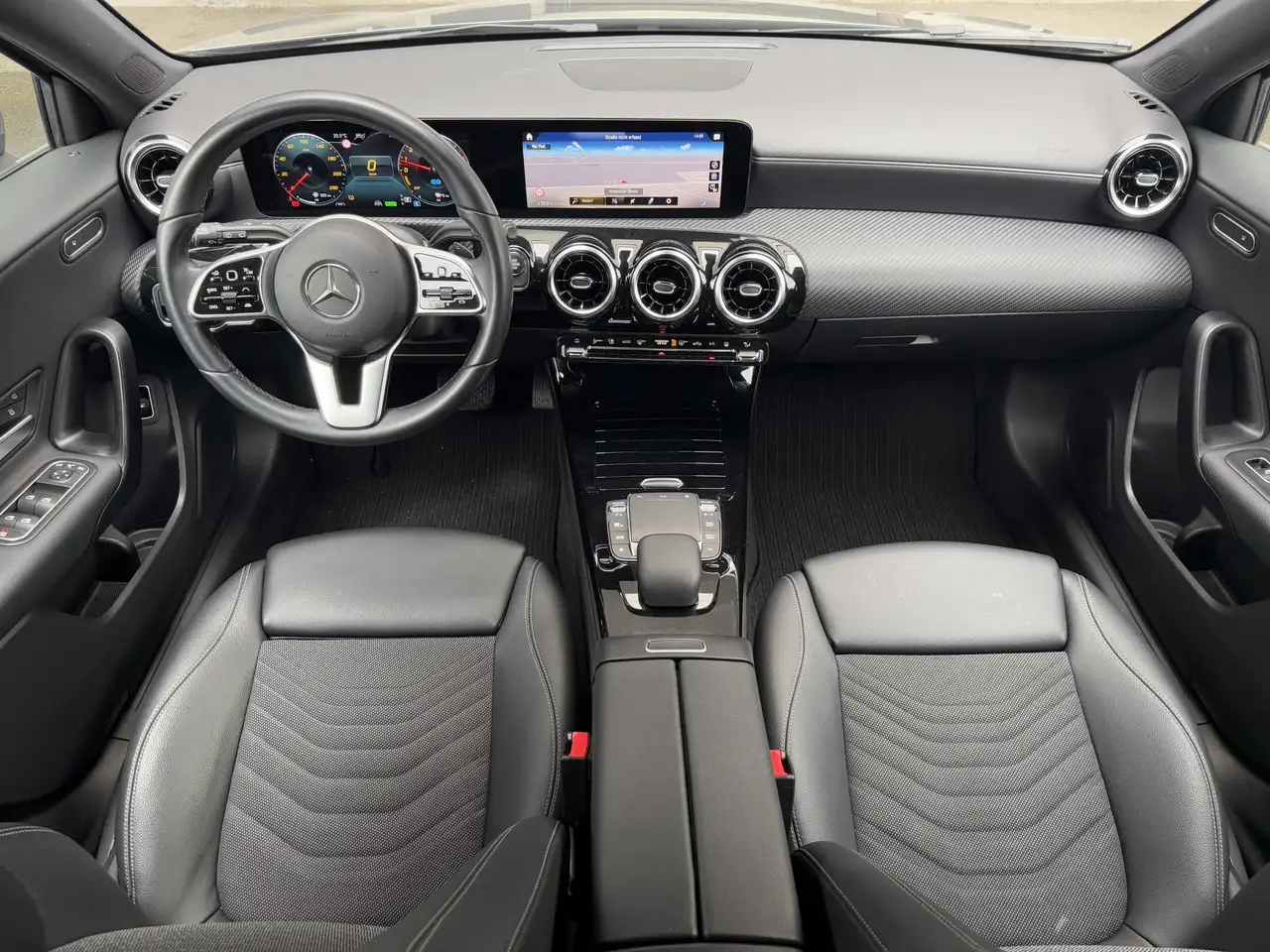 Mercedes-Benz A-Class e LED MBUX Distronic Rü-Kamera Keyless-Go, миниатюра 19