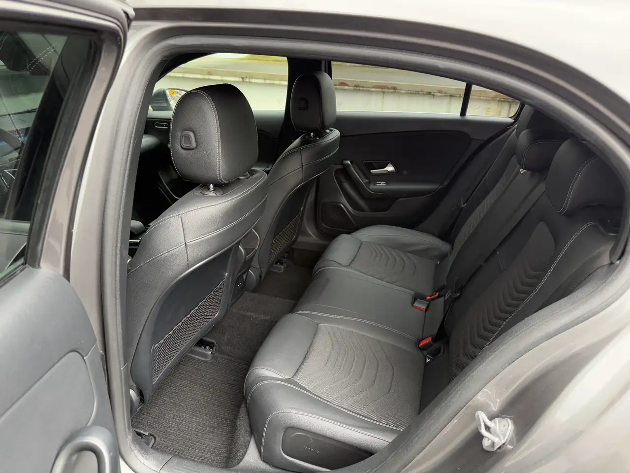 Mercedes-Benz A-Class e LED MBUX Distronic Rü-Kamera Keyless-Go, миниатюра 17