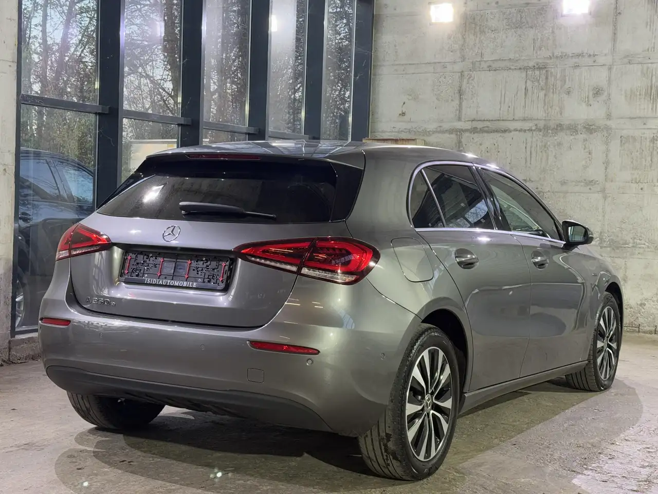 Mercedes-Benz A-Class e LED MBUX Distronic Rü-Kamera Keyless-Go, миниатюра 7