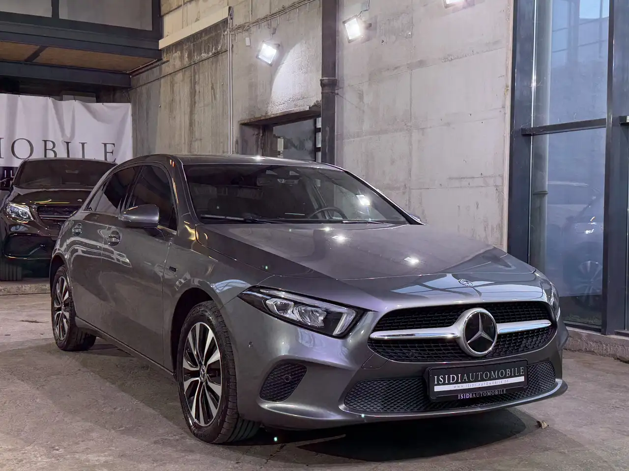 Mercedes-Benz A-Class e LED MBUX Distronic Rü-Kamera Keyless-Go, миниатюра 12