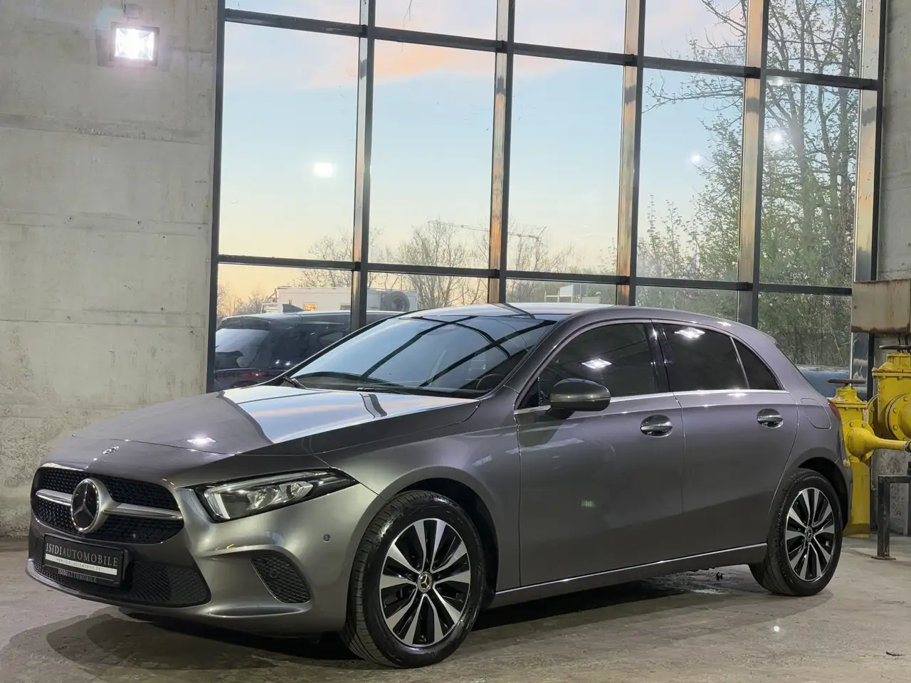 Mercedes-Benz A-Class e LED MBUX Distronic Rü-Kamera Keyless-Go, миниатюра 2