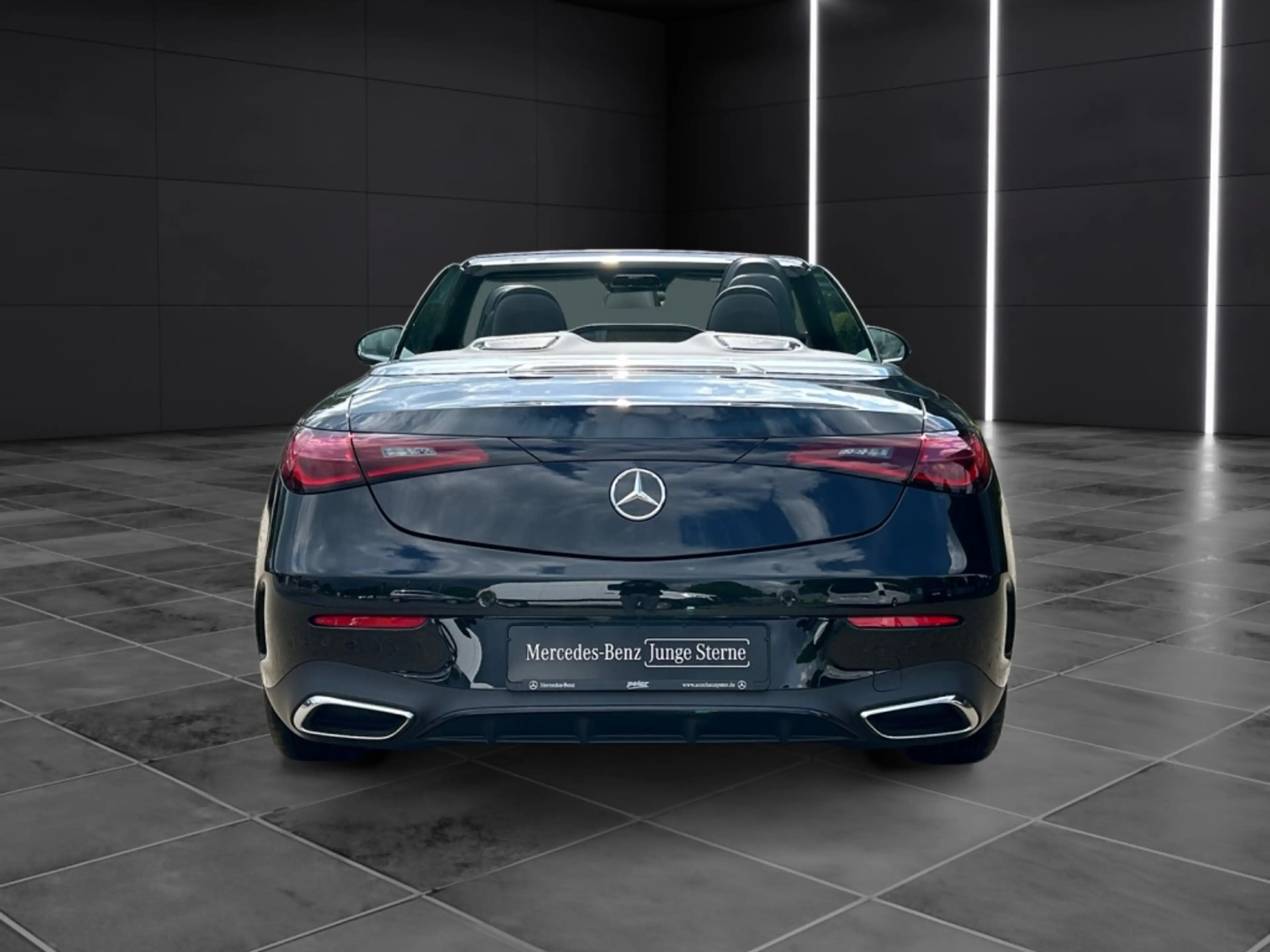 Mercedes-Benz CLE 200 Cabriolet AMG/Night/LED/Airscarf/Kamera/ — photo 4