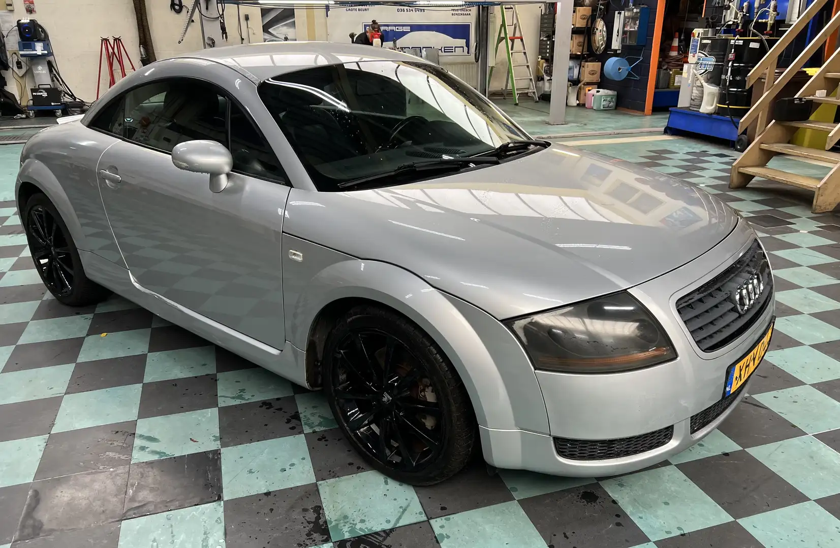 Audi TT 1.8 5V Turbo Gris - 2