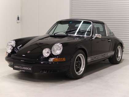 Porsche 911 2.4E Targa
