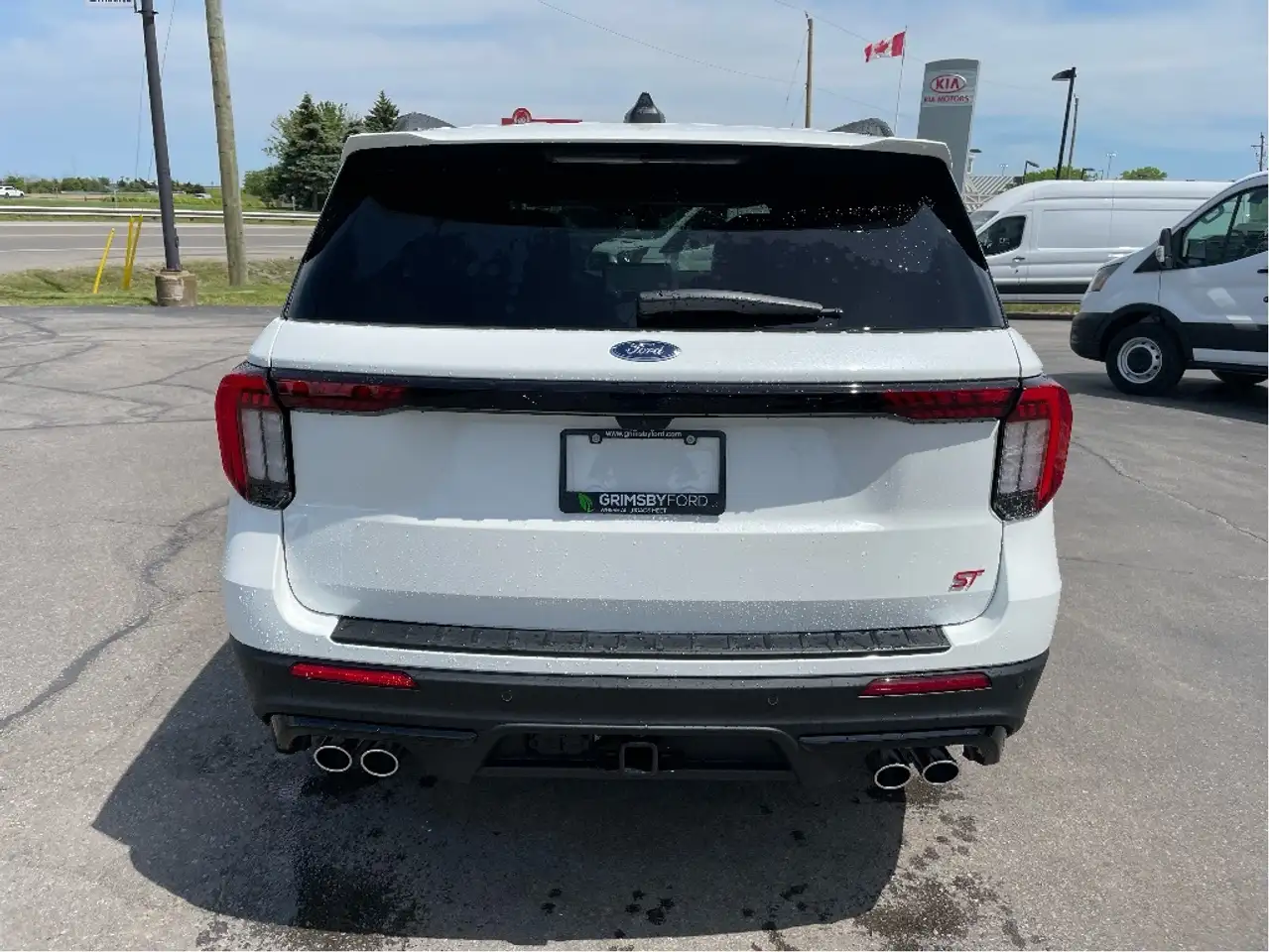 Ford Explorer снимка Ford Explorer