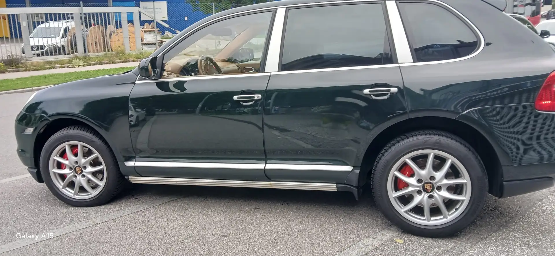 Porsche Cayenne Cayenne Turbo Tiptronic Zelená - 2