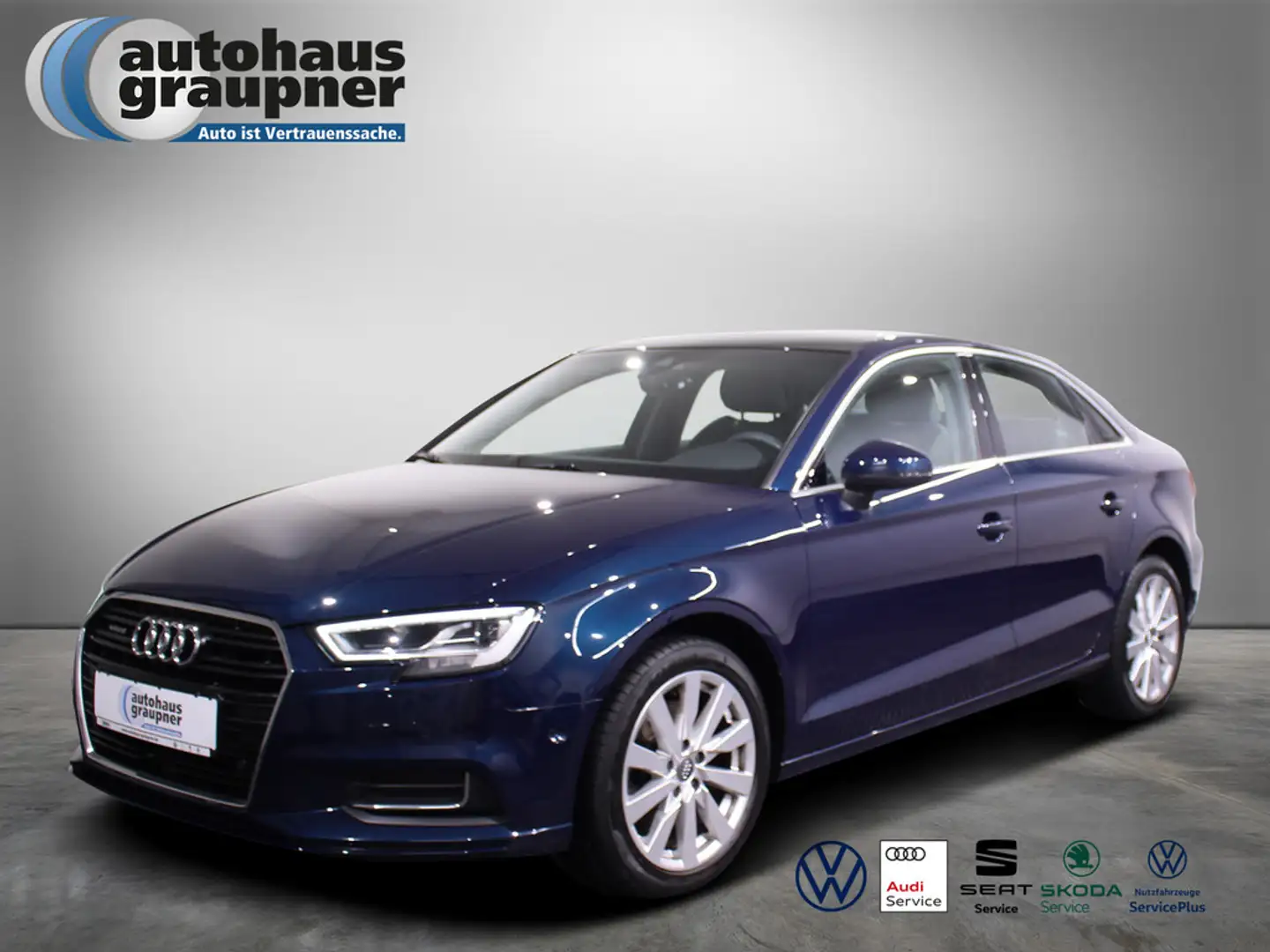 Audi A3 Limousine 40 TFSI S tronic quattro design Синій - 1