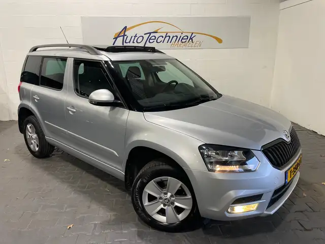 Skoda Yeti 1.2 TSI *Facelift*Pano*Historie compleet*