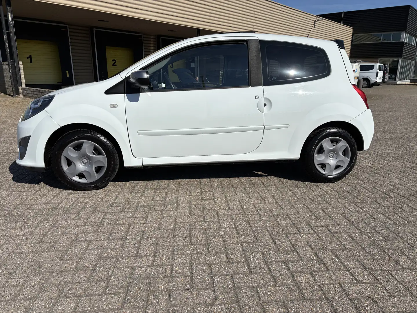 Renault Twingo 1.2-16V Night & Day [ panoschuifdak,airco,audio,cr Wit - 2
