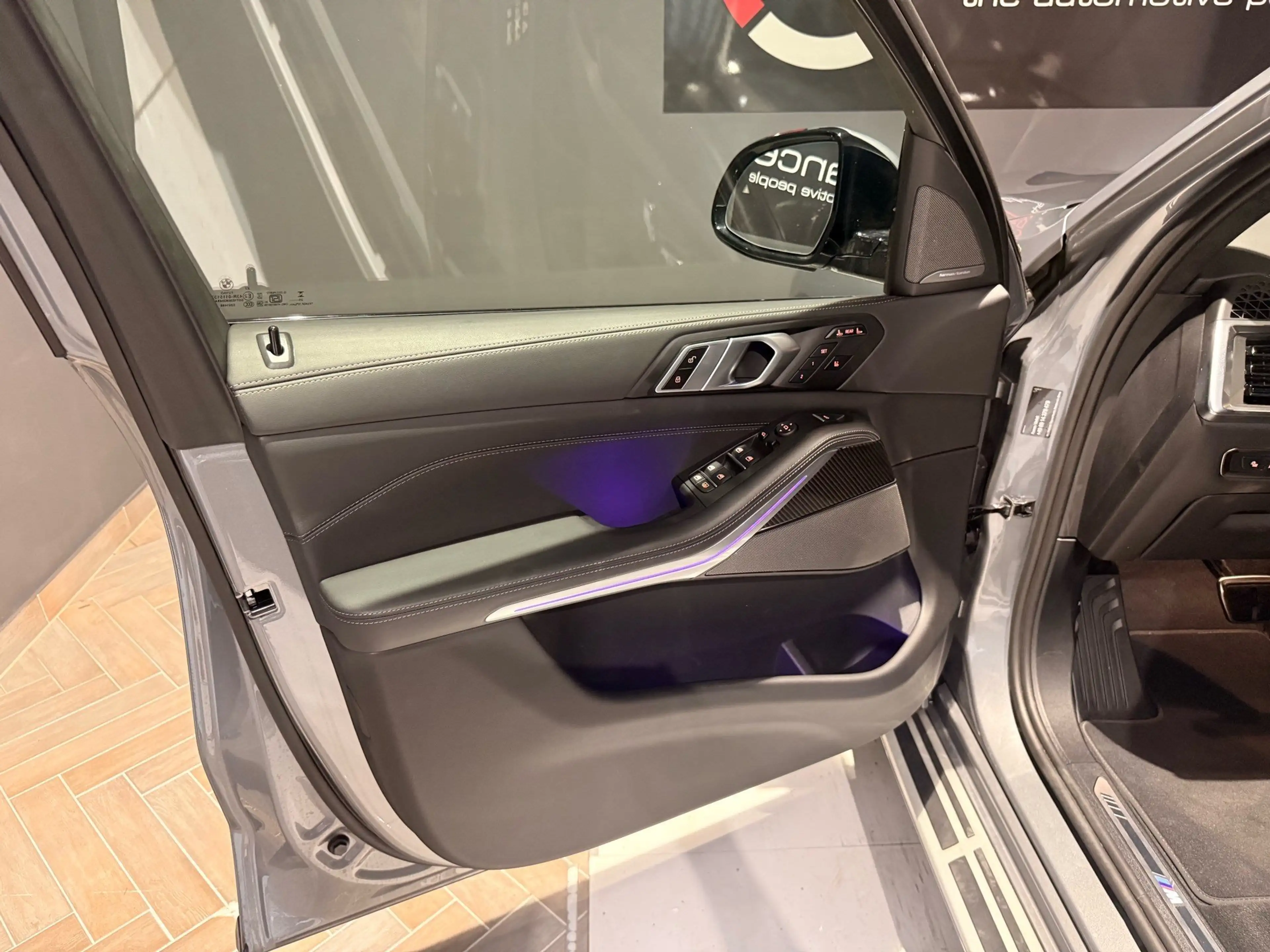 BMW X7 xDrive40d M Sport Pro — photo 12
