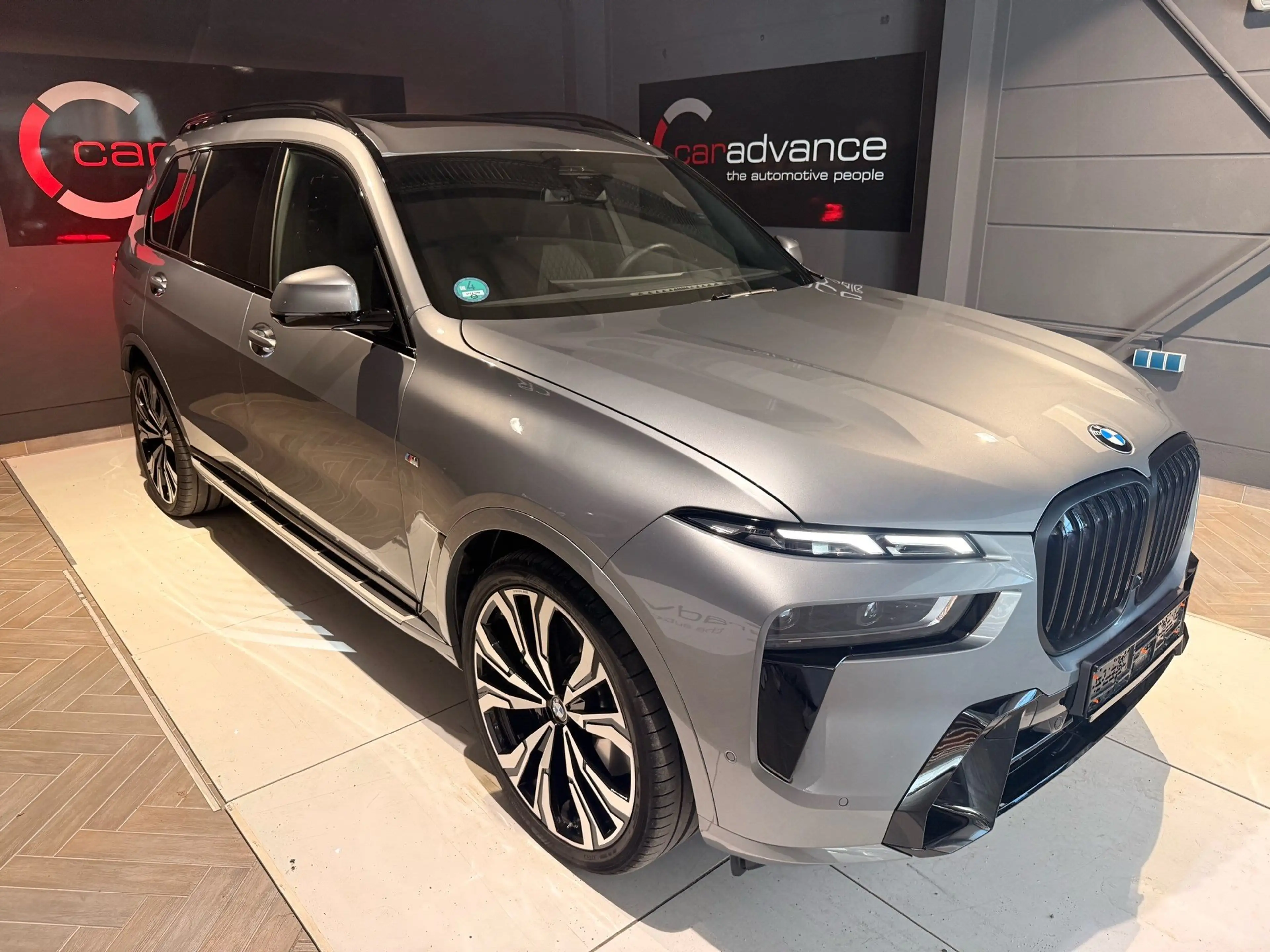 BMW X7 xDrive40d M Sport Pro — photo 2