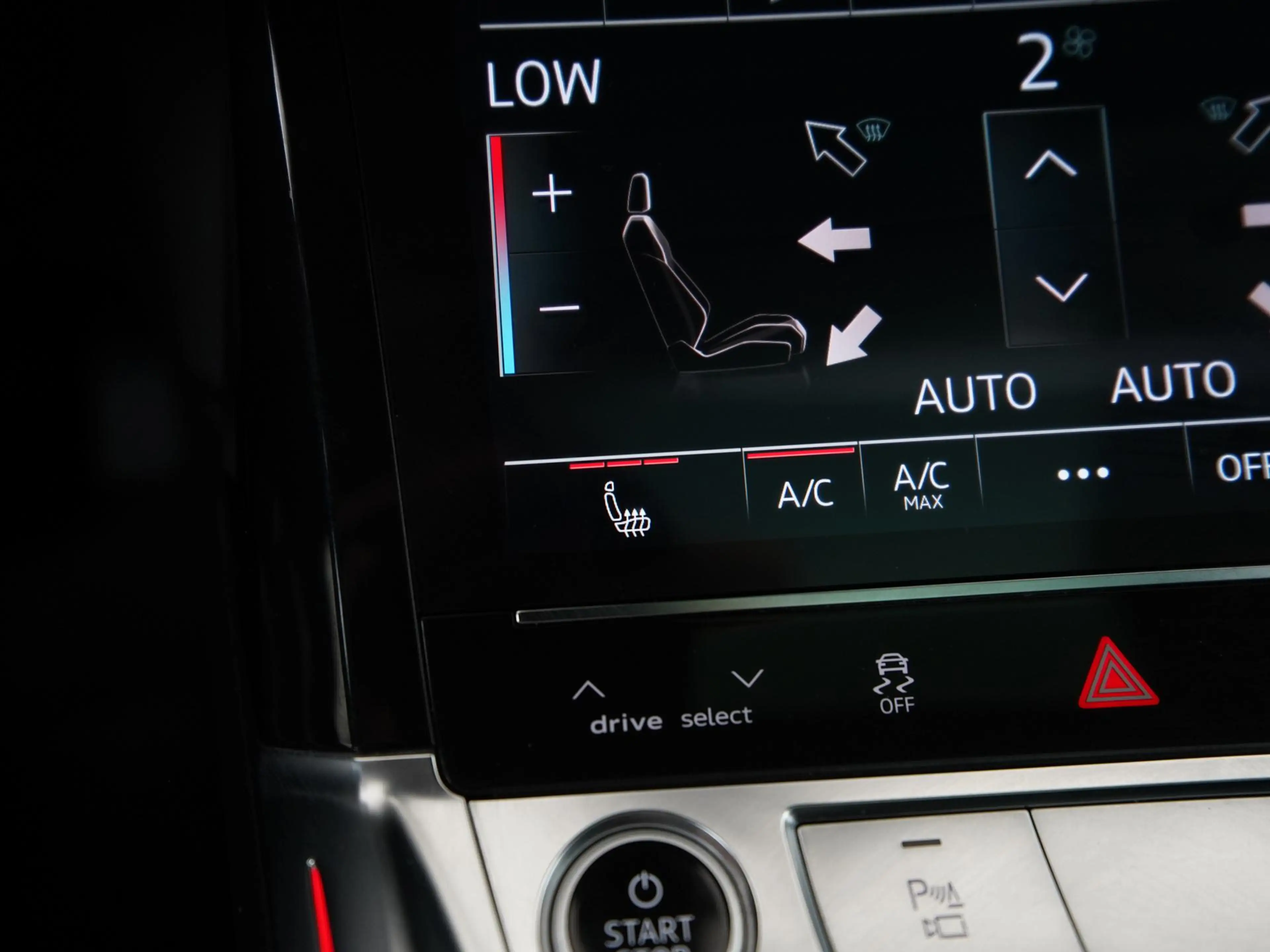 Audi e-tron 55 quattro S-Line Black Edition 95 kWh | Panoramad — photo 12