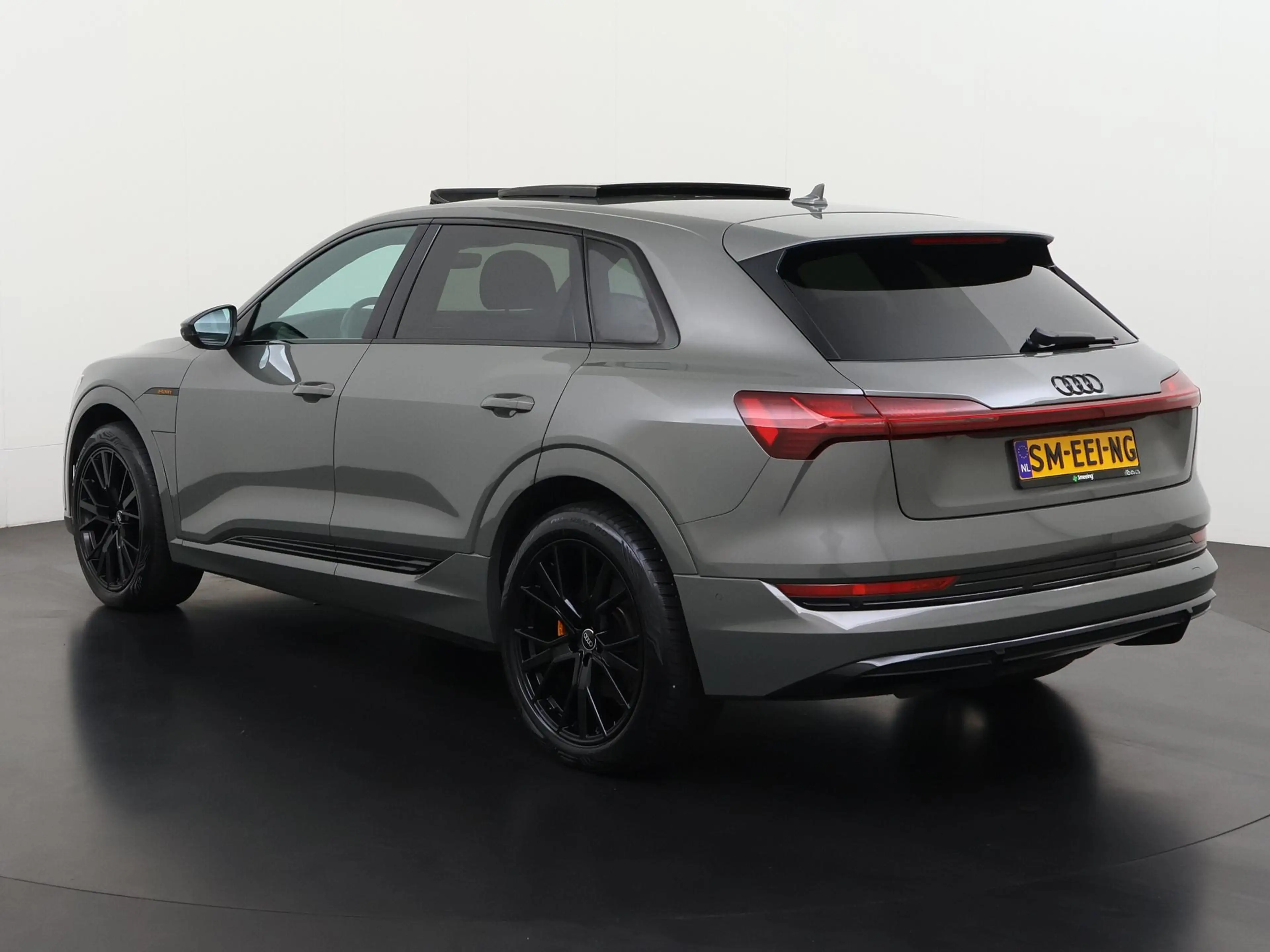 Audi e-tron 55 quattro S-Line Black Edition 95 kWh | Panoramad — photo 6