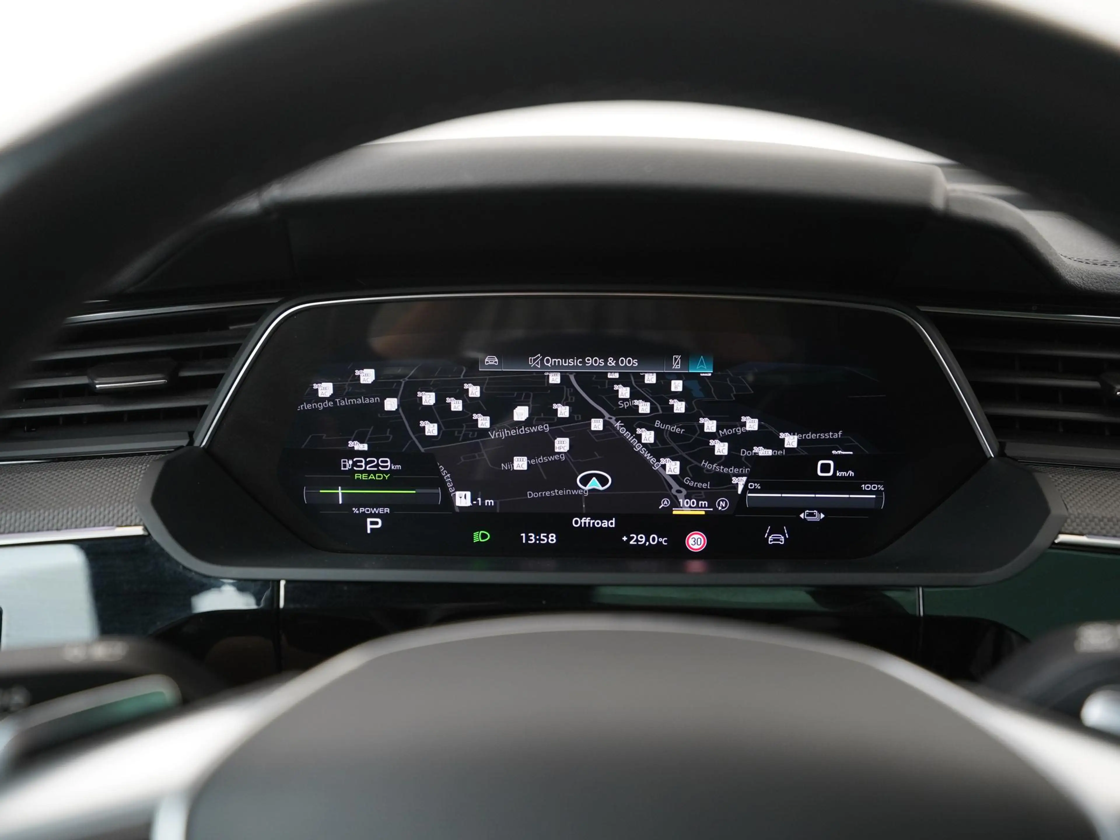 Audi e-tron 55 quattro S-Line Black Edition 95 kWh | Panoramad — photo 8