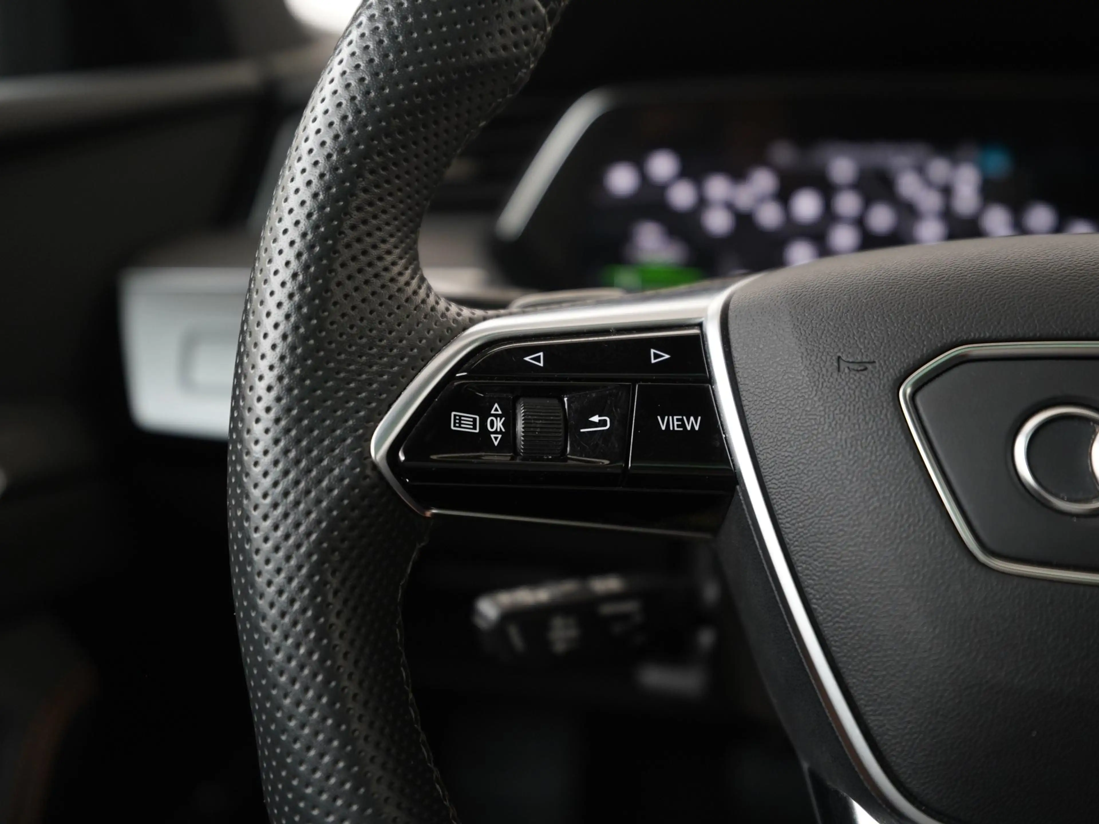 Audi e-tron 55 quattro S-Line Black Edition 95 kWh | Panoramad — photo 7