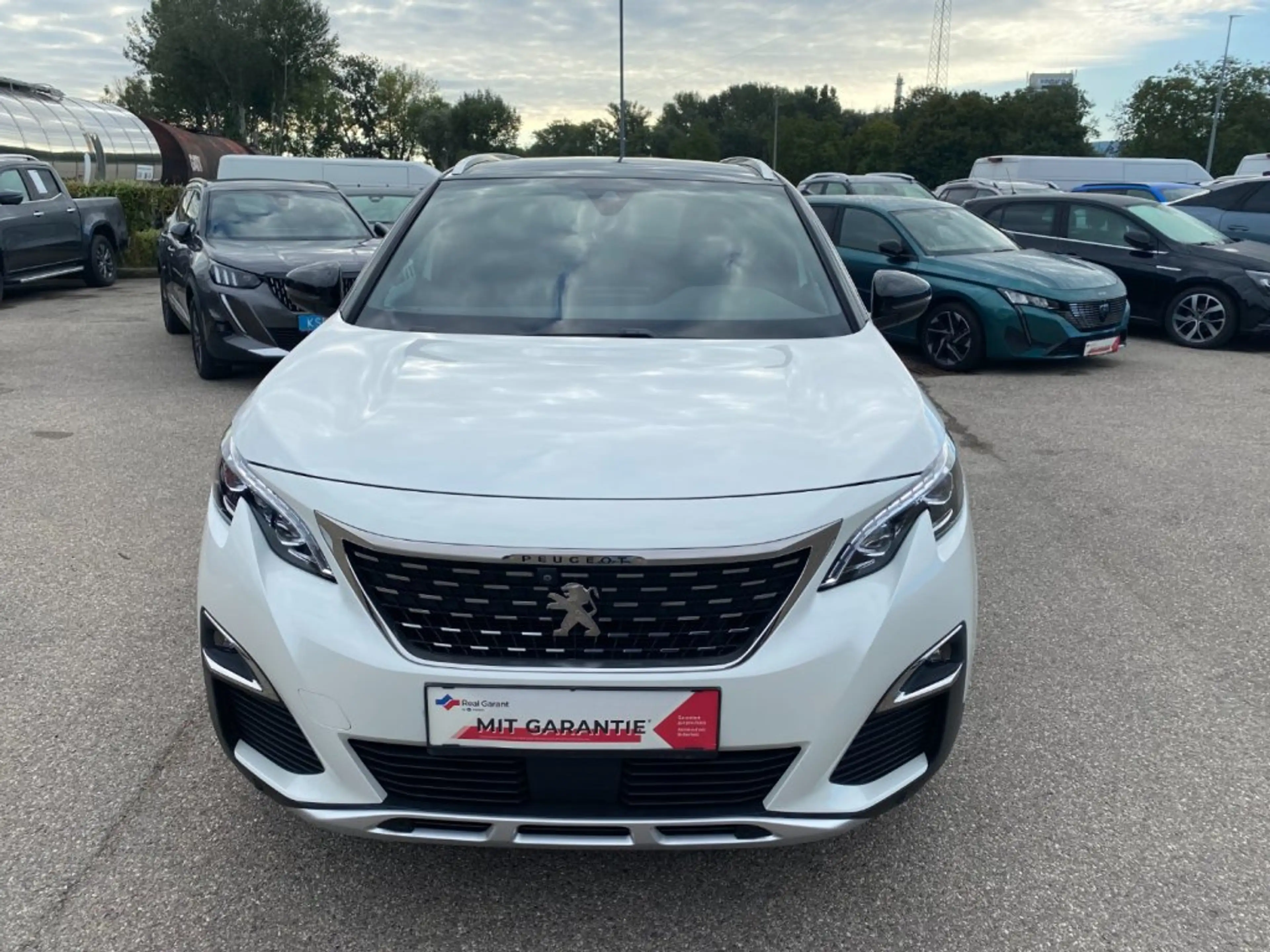 Peugeot 5008 GT-Line 1,5BHDI130EAT8 — photo 2