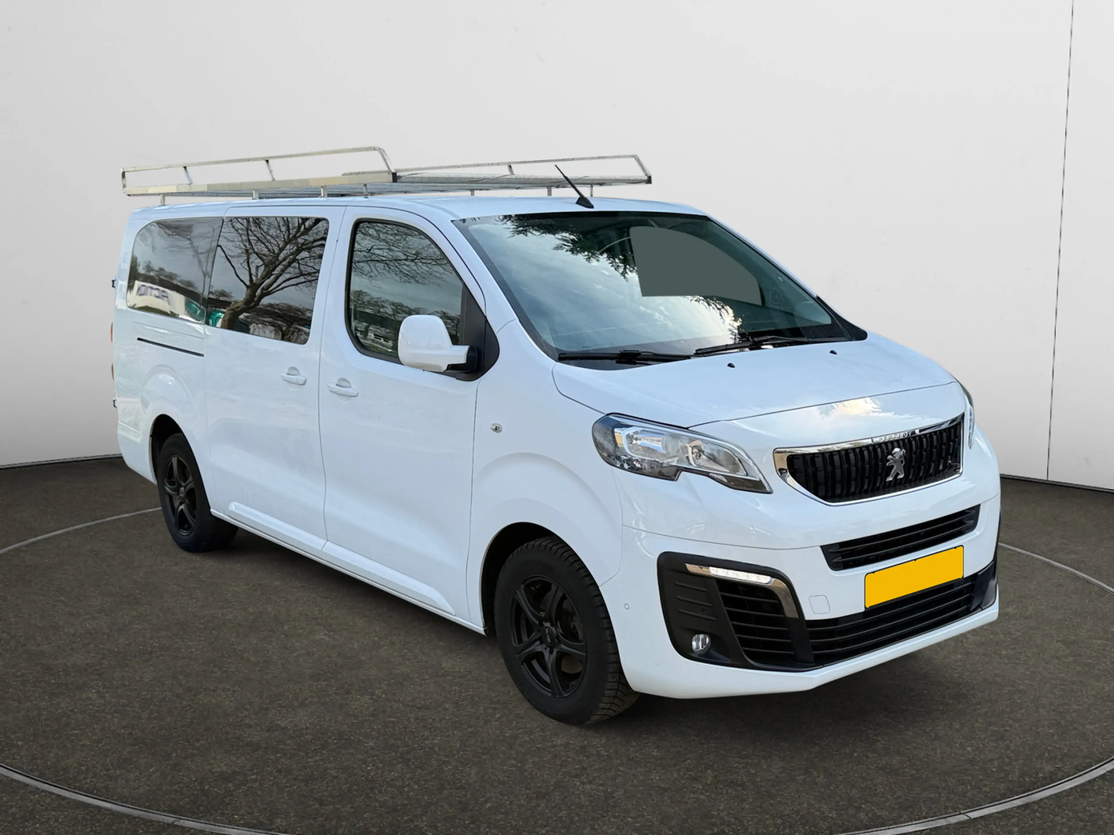 Peugeot Expert 231S 2.0 BlueHDI 120 Premium Pack Carplay, Android — photo 4