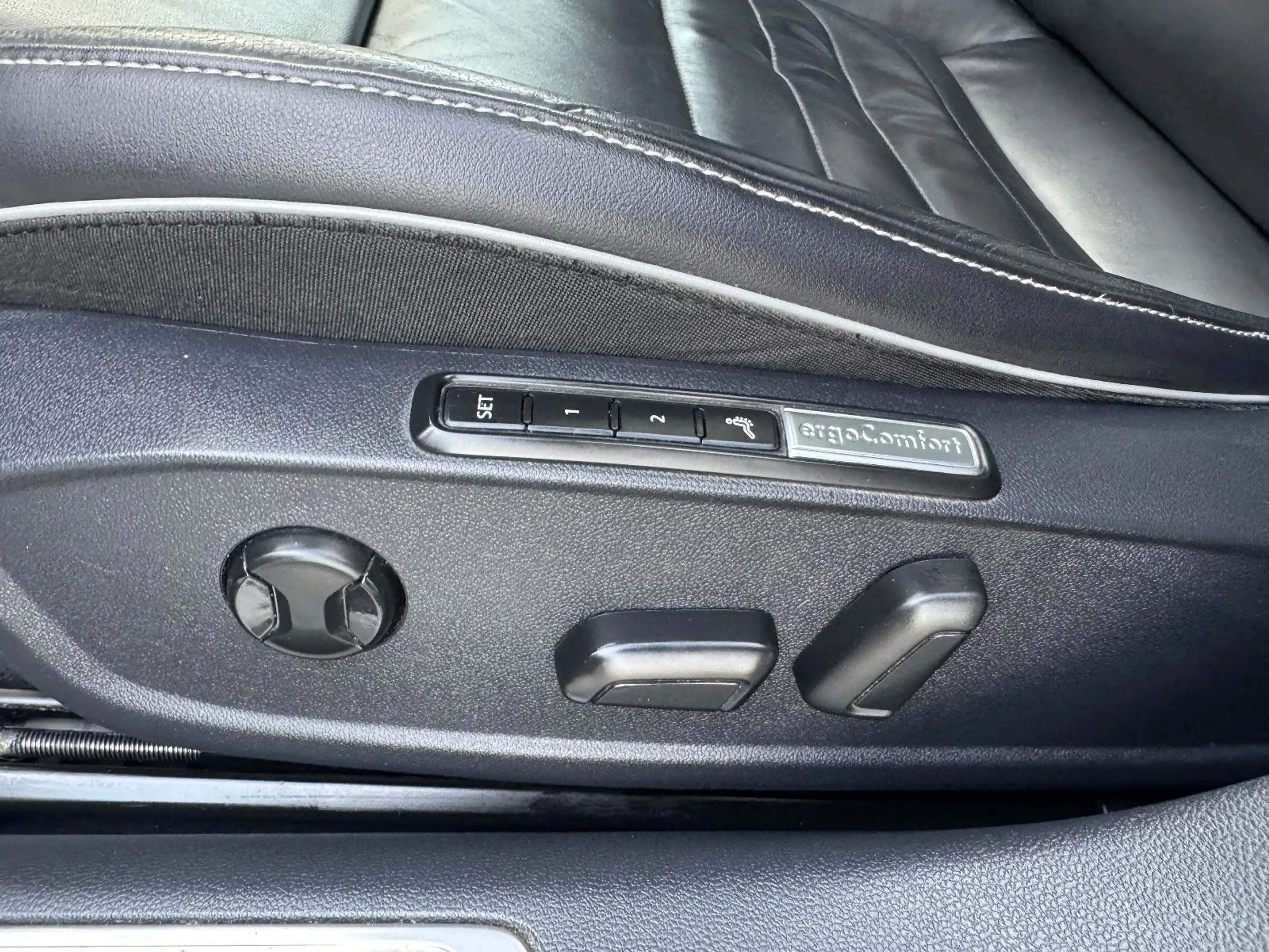 Volkswagen Arteon R-Line 4Motion Leder Kamara Navi PDC — photo 14