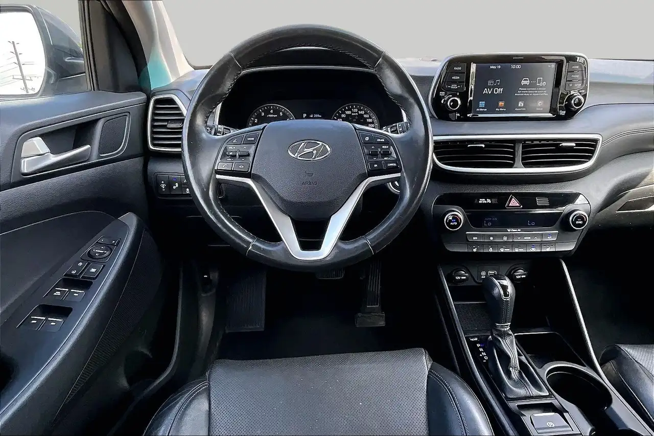 Hyundai TUCSON снимка Hyundai TUCSON