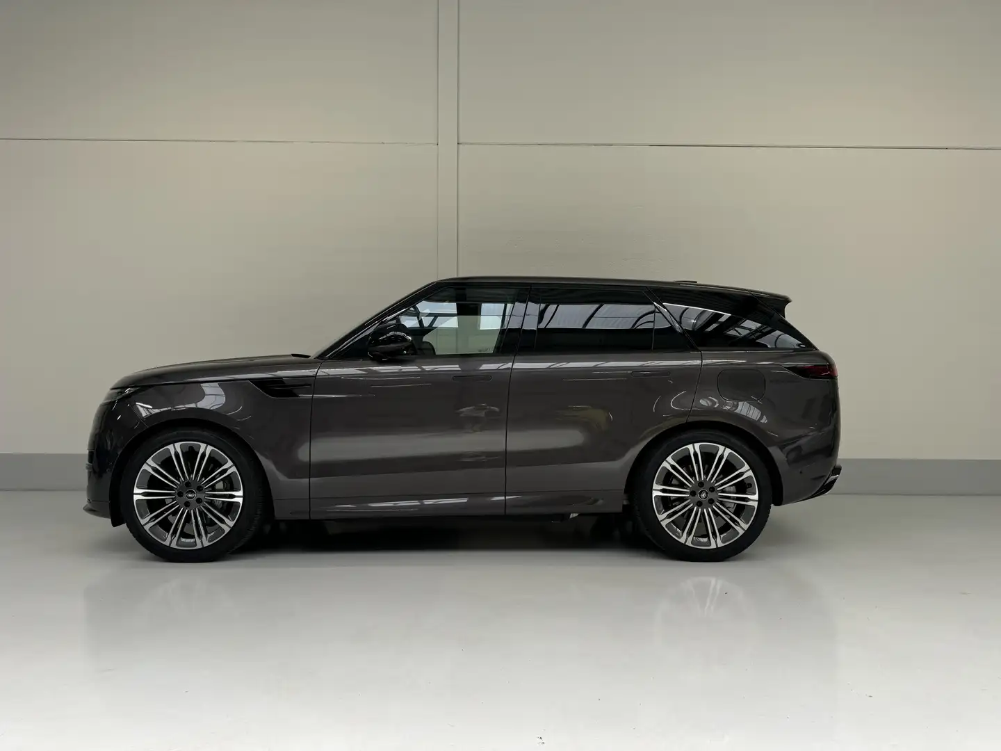 Land Rover Range Rover Sport P460e Hybrid Dynamic HSE Bronze - 1