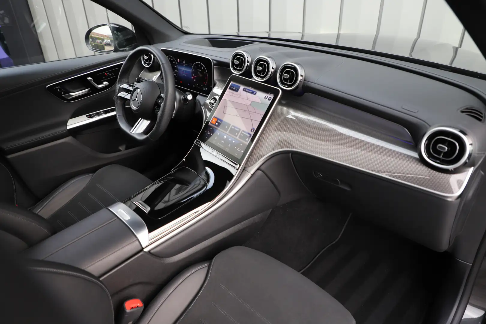 Mercedes-Benz GLC 300 AMG 4-Matic Aut9 258PK | Head-up | Keyles-go | Bur Grijs - 2