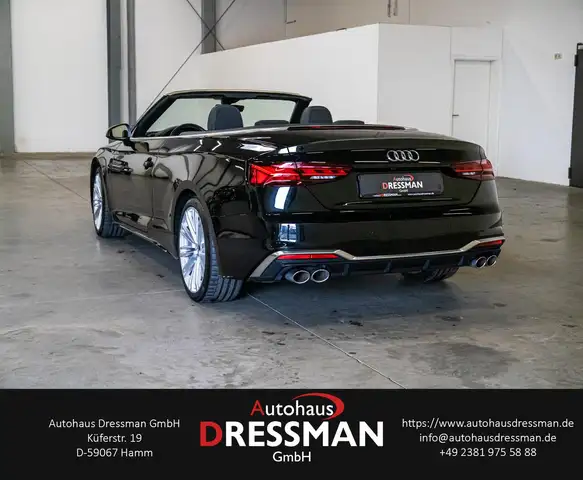 Audi S5 view 5