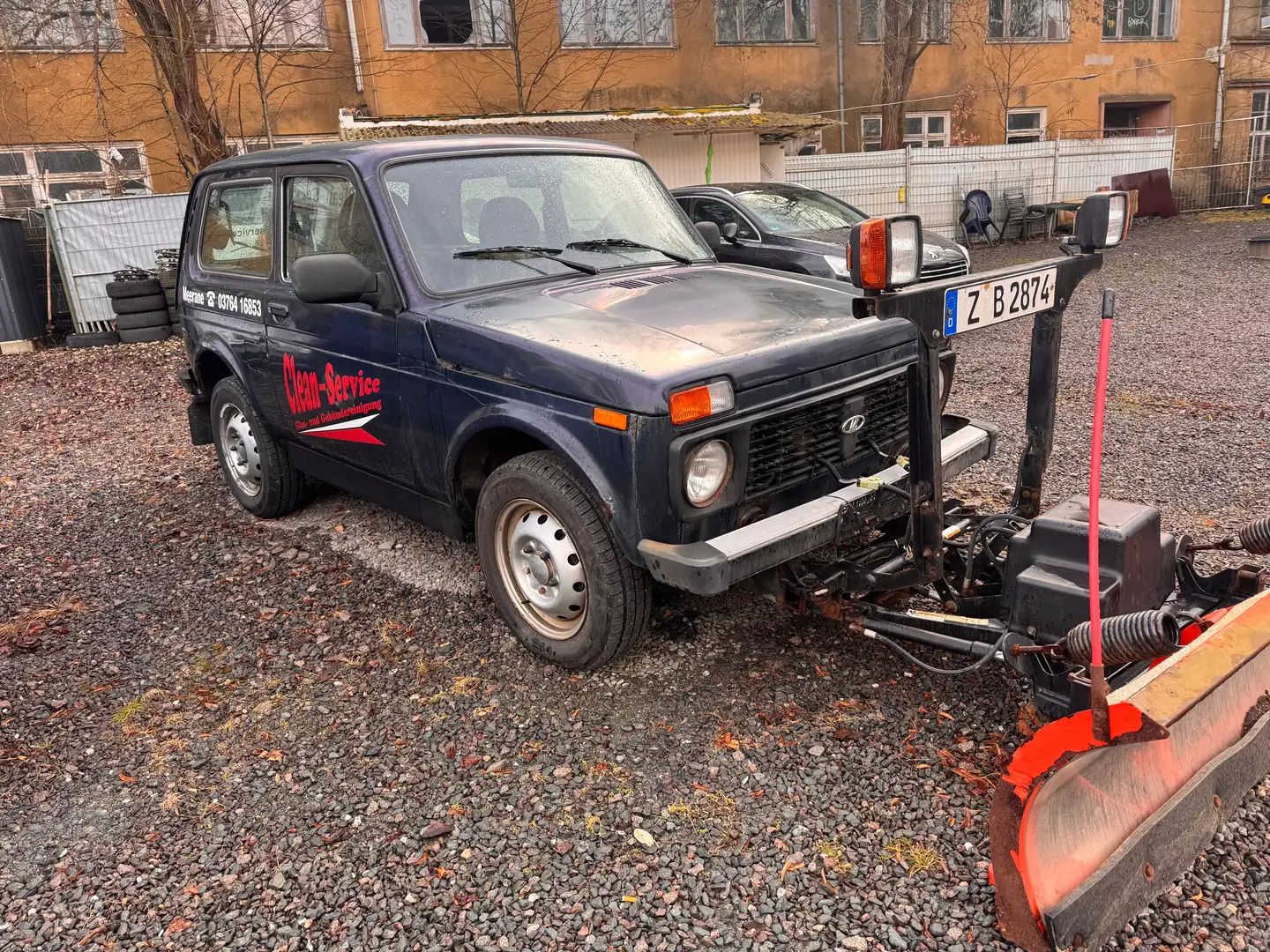 Lada Niva Basis 4x4 Azul - 1