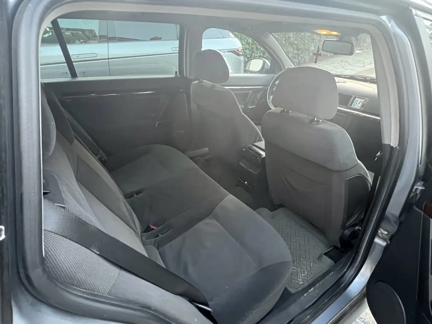 Opel Vectra SW 1.9 cdti Elegance 150cv - 1