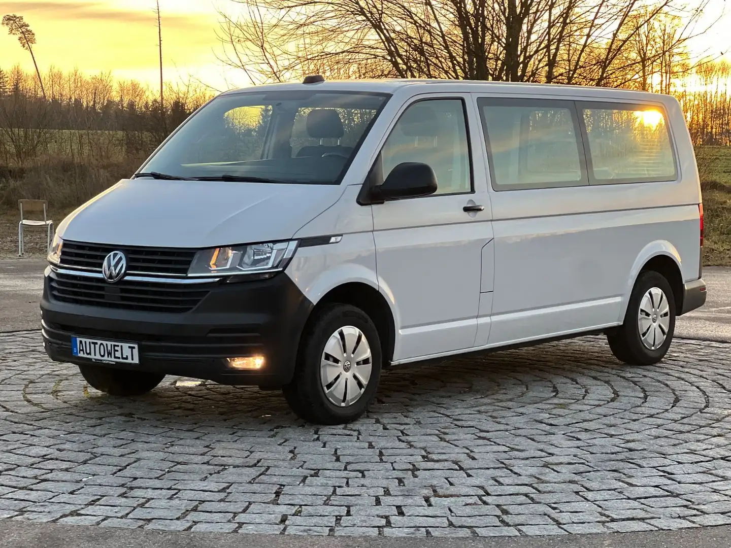 Volkswagen T6 Transporter T6 Trans.Lang 2.0TDI DSG Kam StHz PDC Tem AHK Blanc - 2