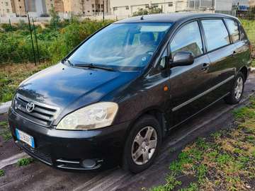 Avensis I 2001 Verso Verso 2.0 tdi d-4d 16v