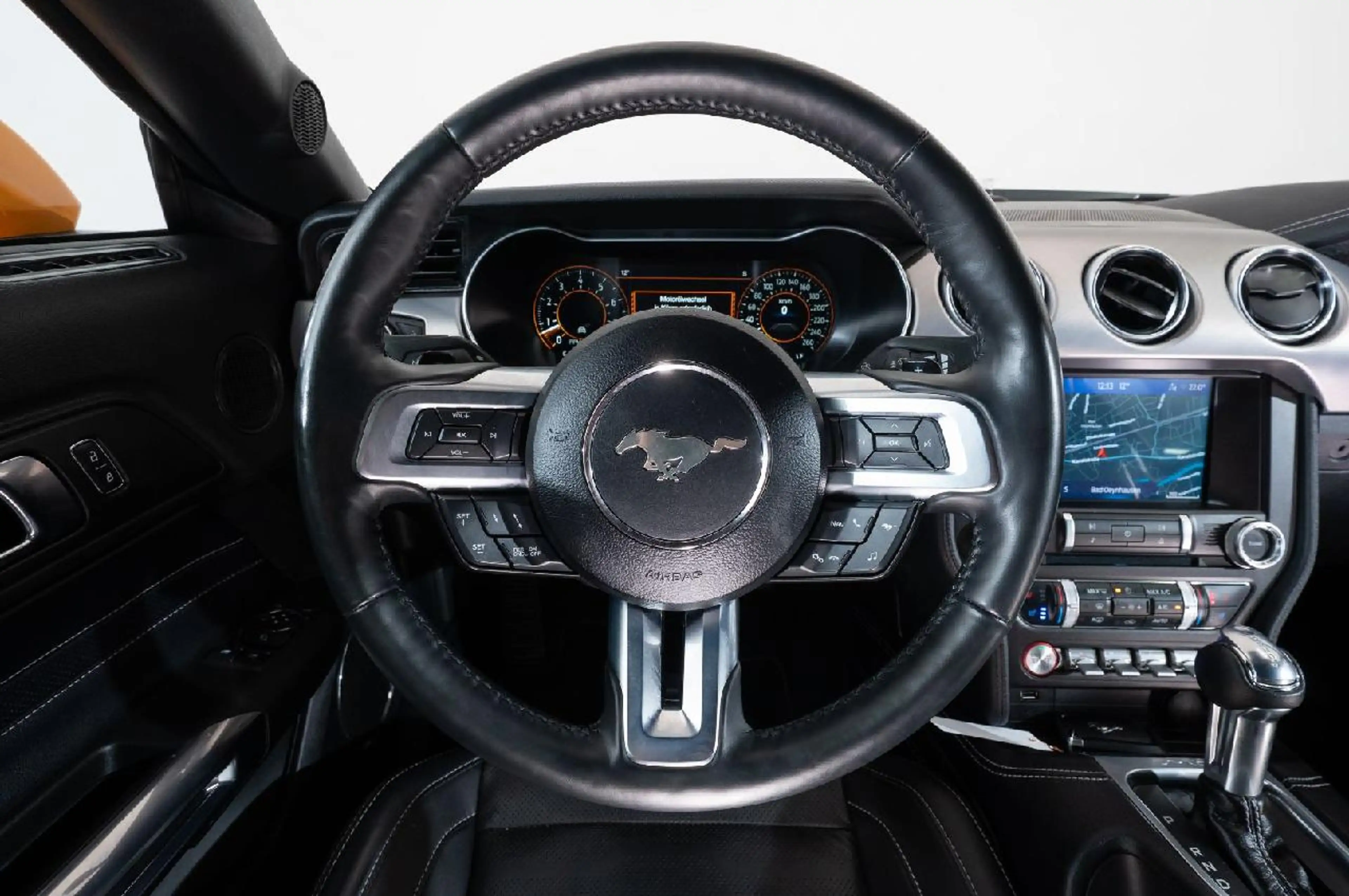 Ford Mustang GT Fastback — photo 13