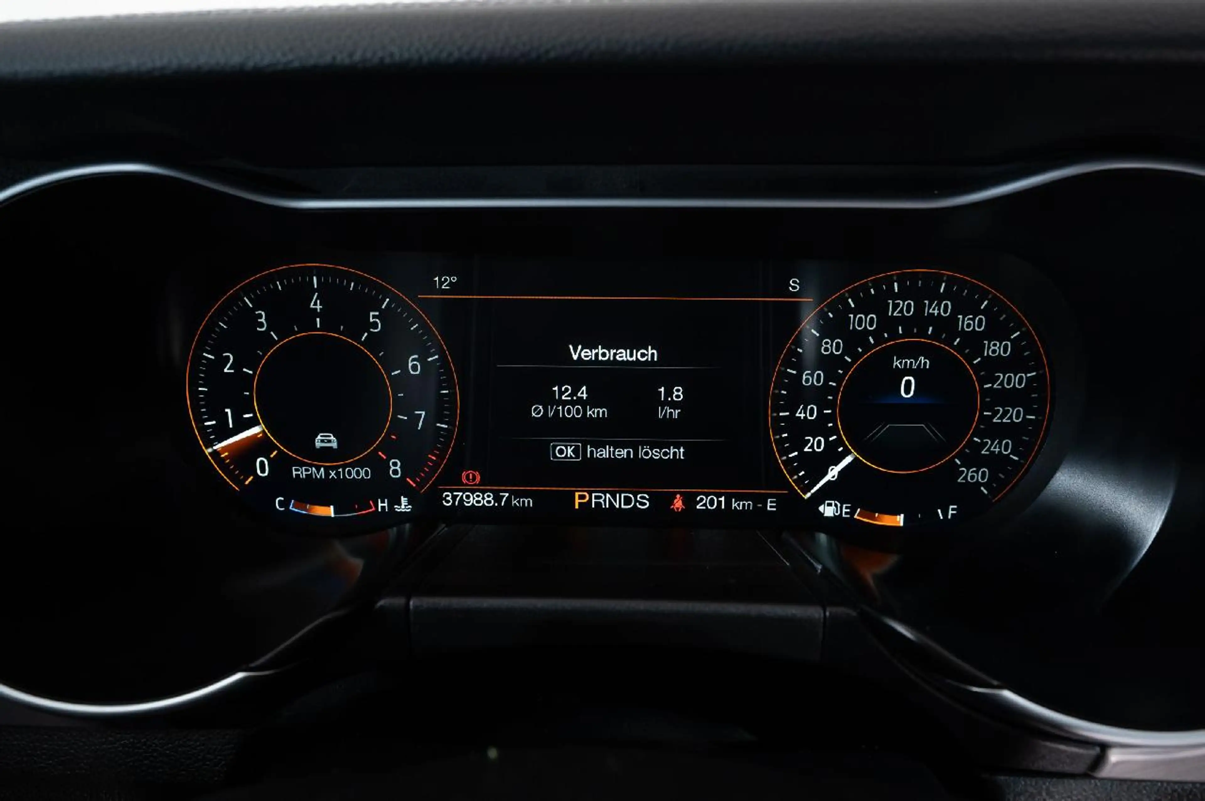 Ford Mustang GT Fastback — photo 14